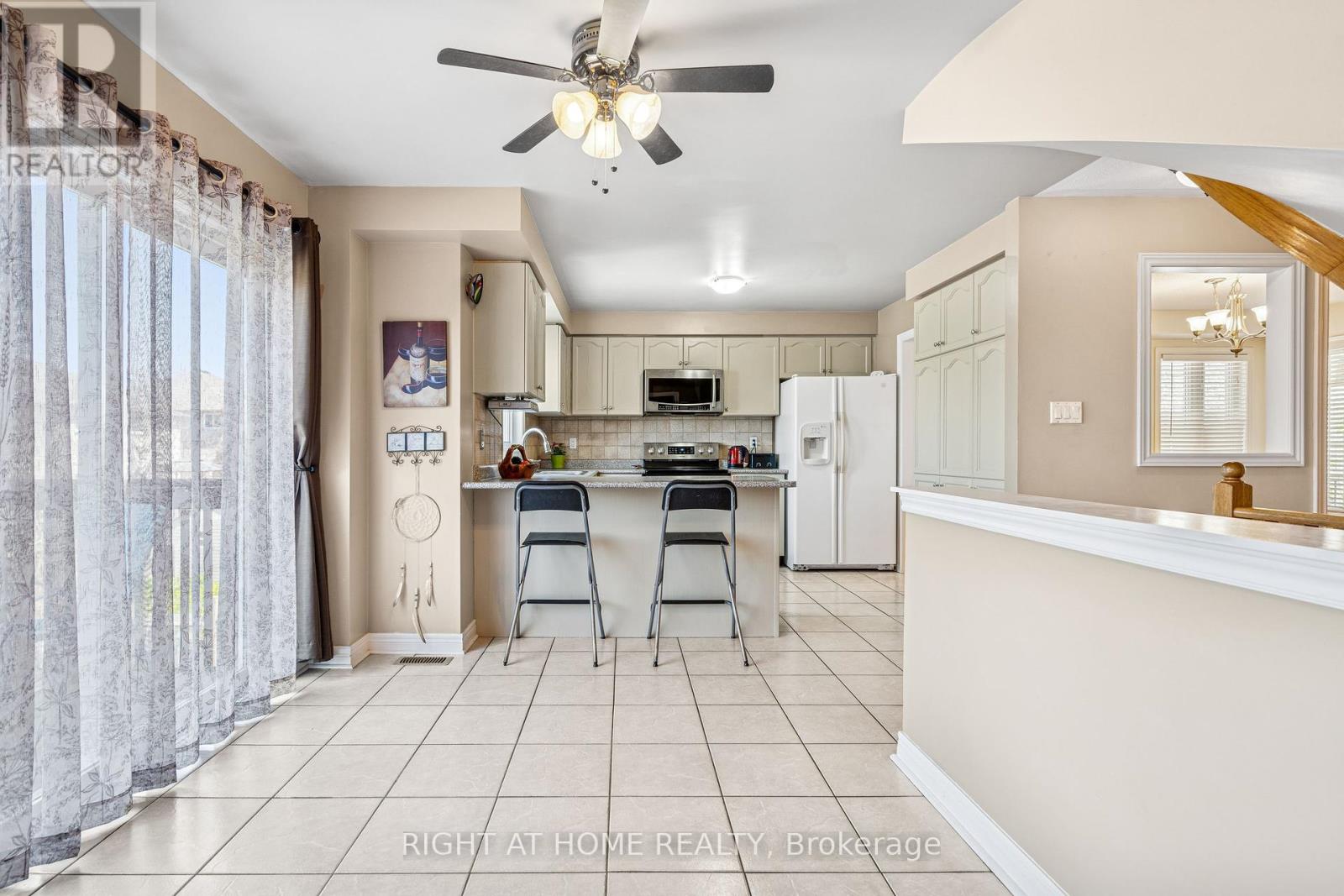 14 Prince Of Wales Drive, Barrie, Ontario  L4N 0T5 - Photo 13 - S12145949