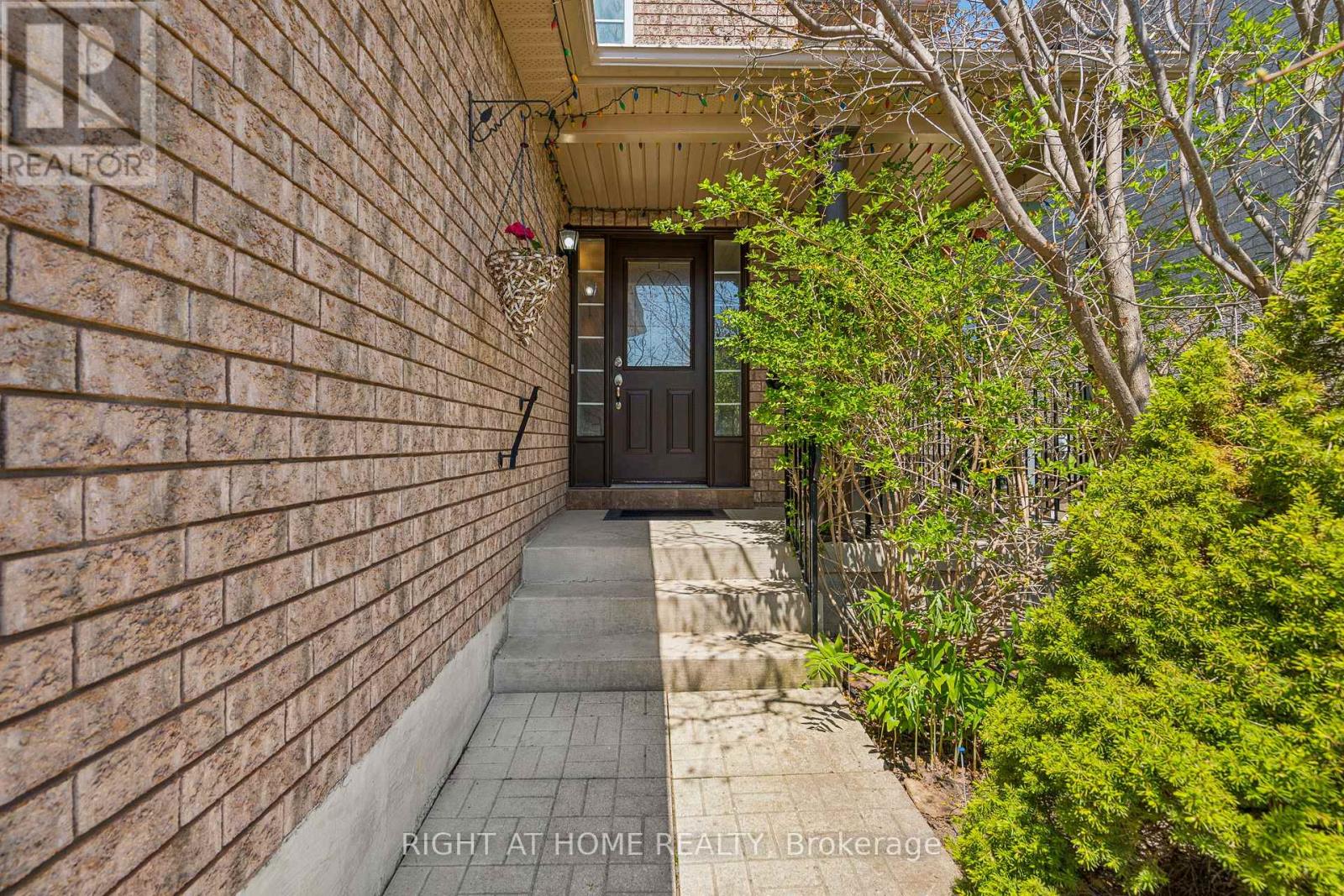 14 Prince Of Wales Drive, Barrie, Ontario  L4N 0T5 - Photo 5 - S12145949
