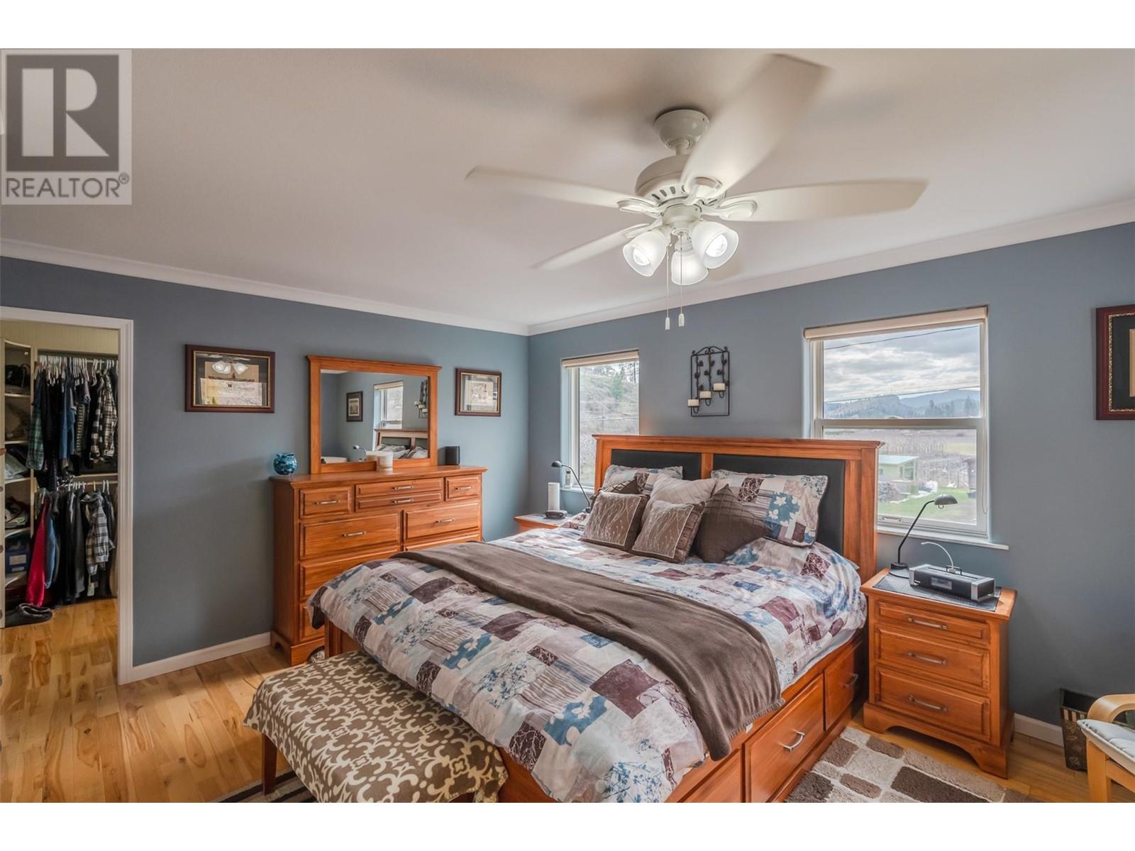 Property at 16612 Garnet Valley Road image 1