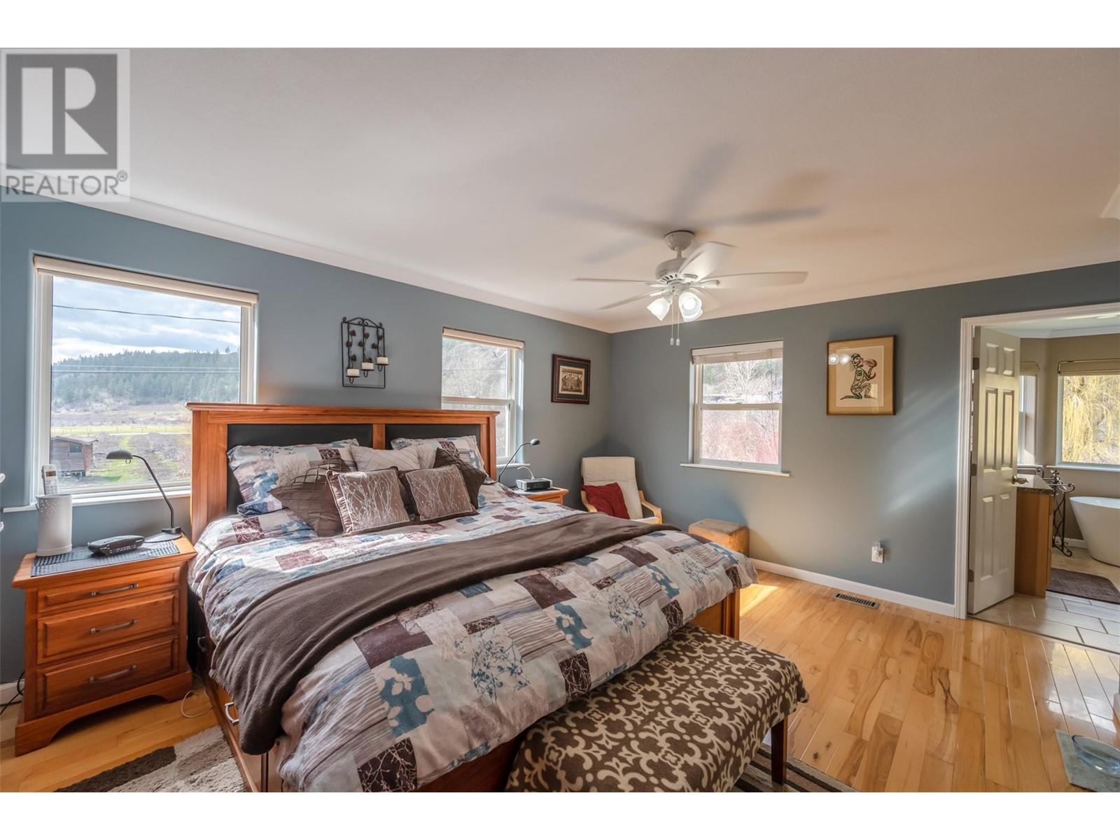 Property at 16612 Garnet Valley Road image 2