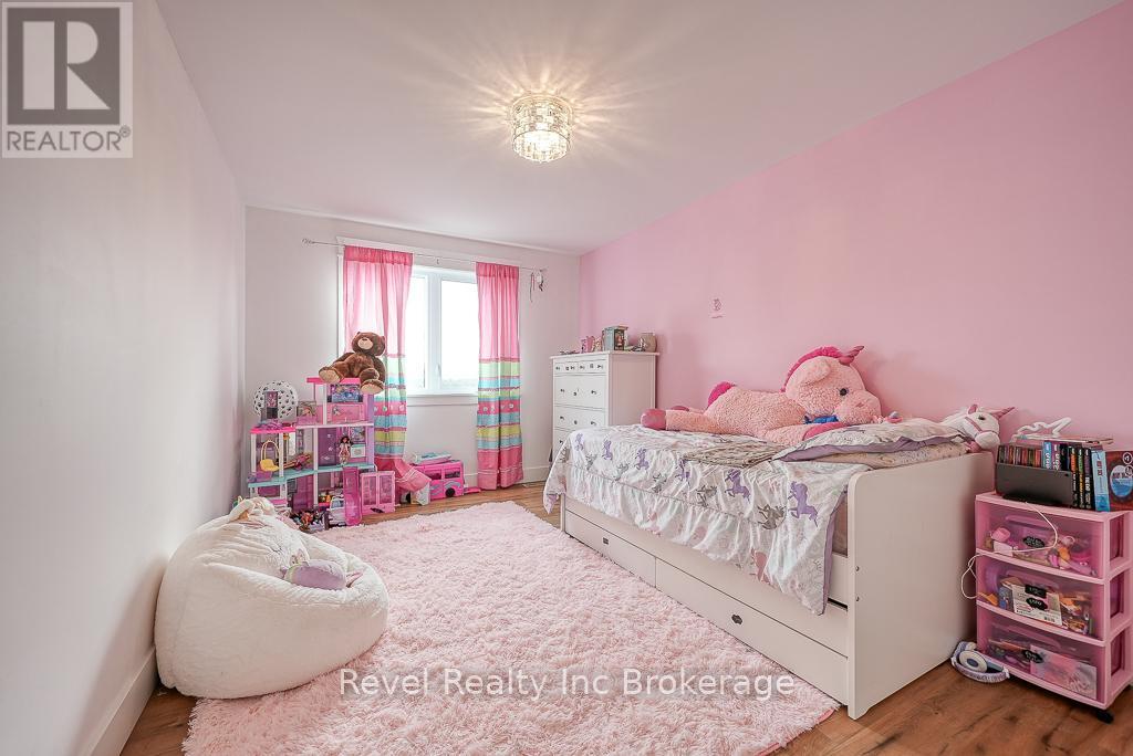 82 Sunview Drive, Norwich, Ontario  N0J 1P0 - Photo 20 - X12148345