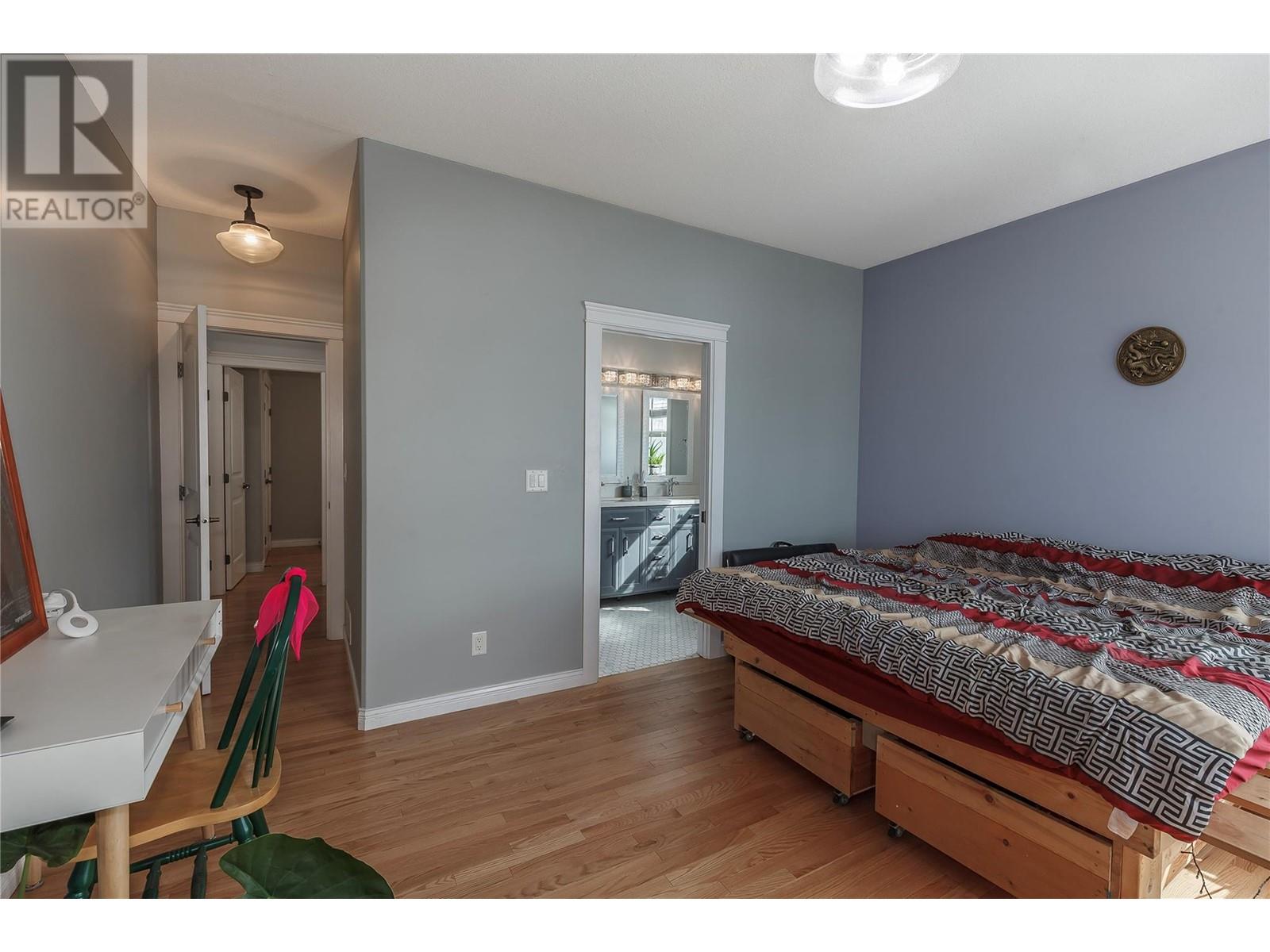 647 Middleton Way, Coldstream, British Columbia  V1B 2V5 - Photo 30 - 10338428