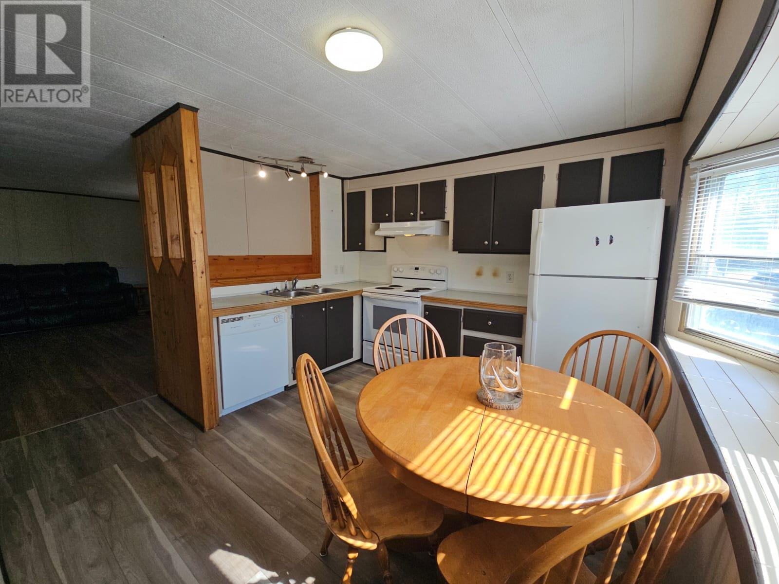 5271 45 Street Se, Chetwynd, British Columbia  V0C 1J0 - Photo 10 - 10347741