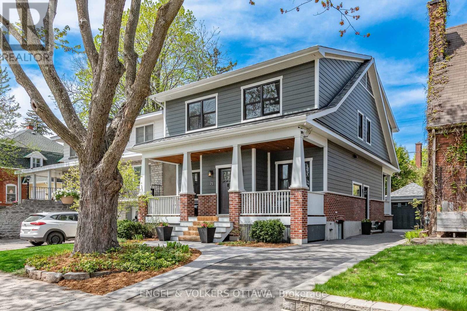 Property at 25 MASON TERRACE image 1