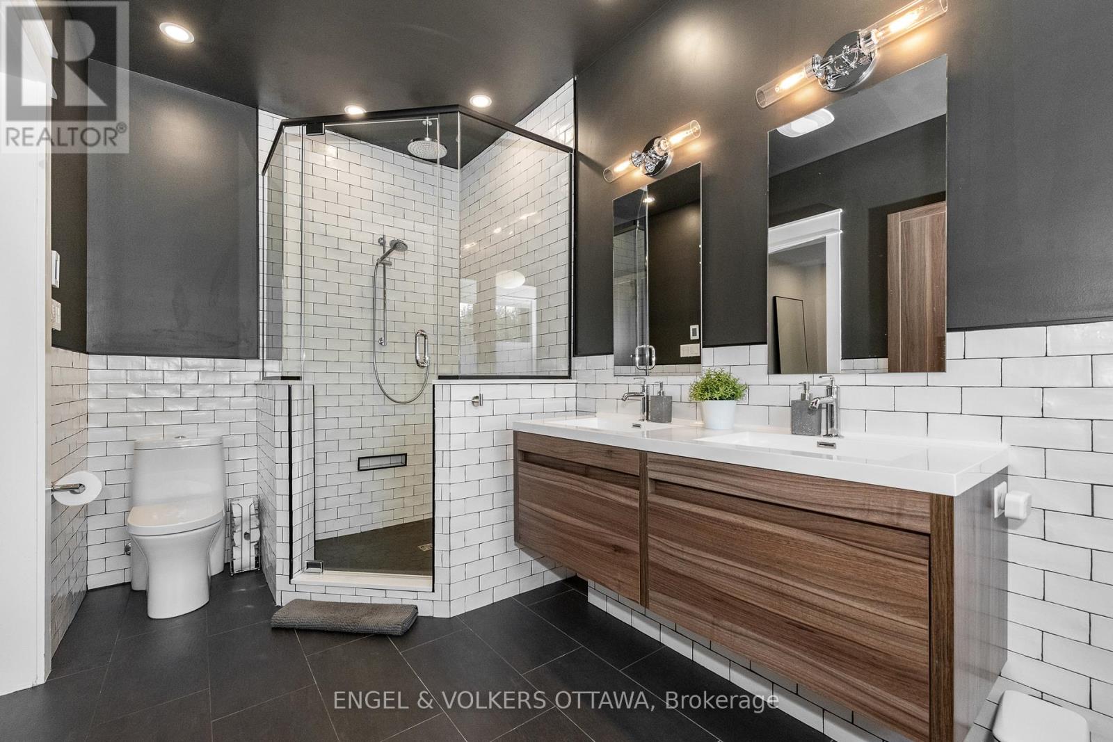 25 Mason Terrace, Ottawa, Ontario  K1S 0K8 - Photo 26 - X12148240