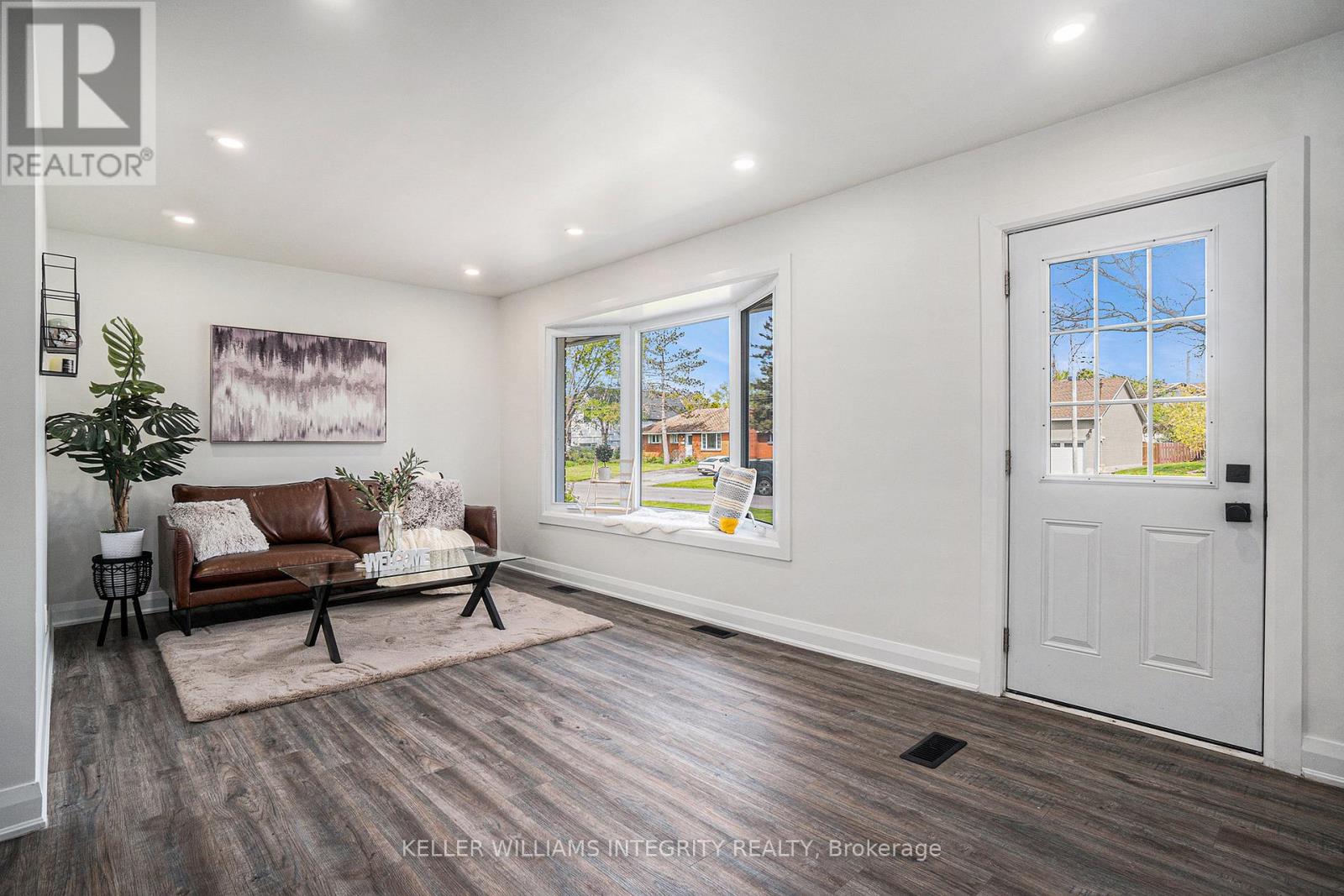 Property at 50 EPWORTH AVENUE image 3