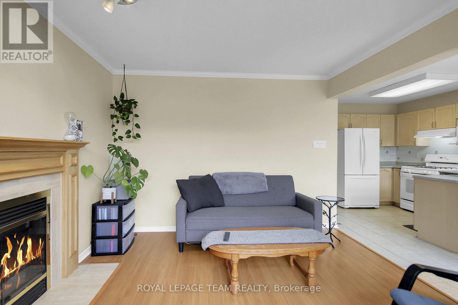 102 Longshire Circle, Ottawa, Ontario  K2J 4K8 - Photo 18 - X12148310