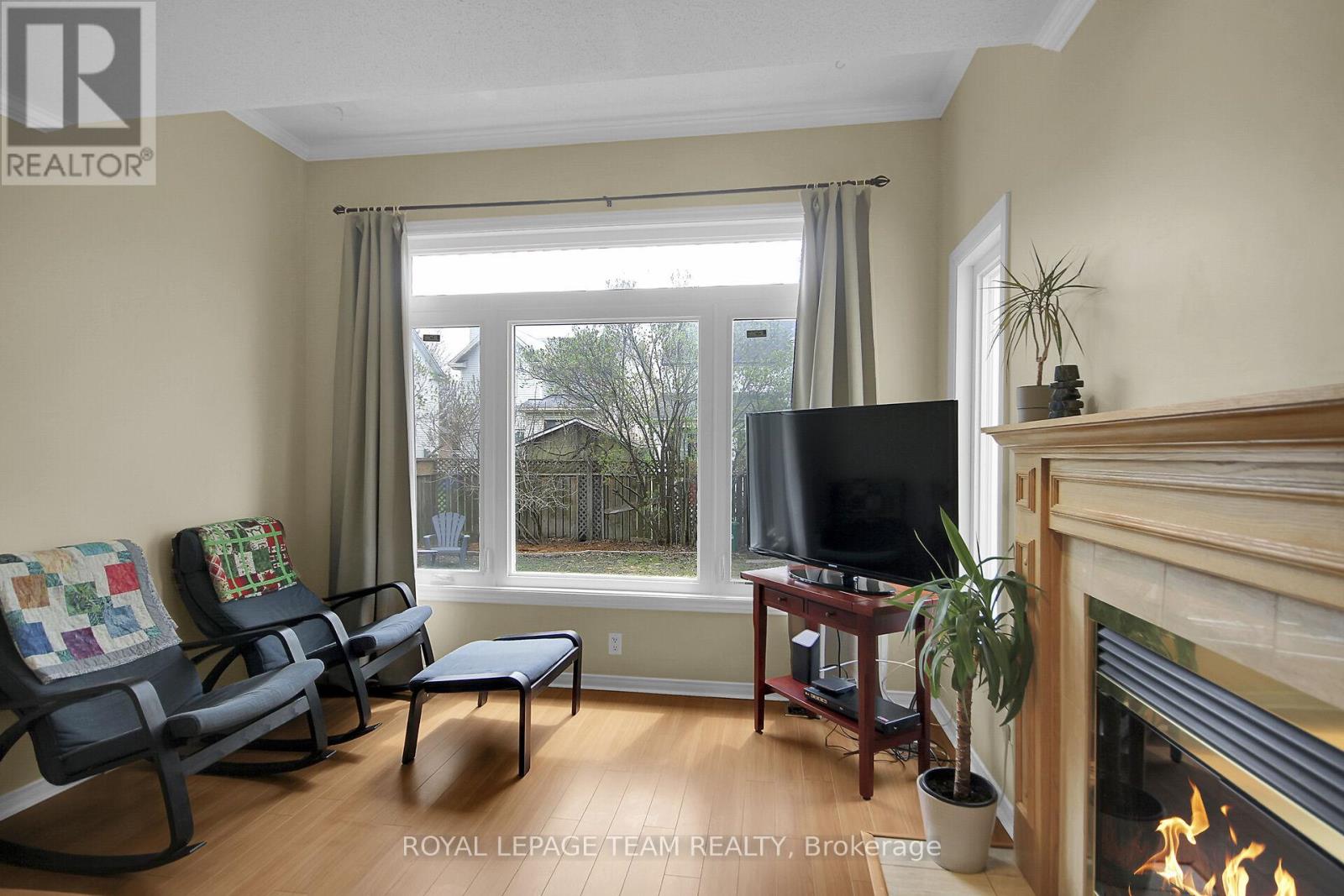 102 Longshire Circle, Ottawa, Ontario  K2J 4K8 - Photo 20 - X12148310