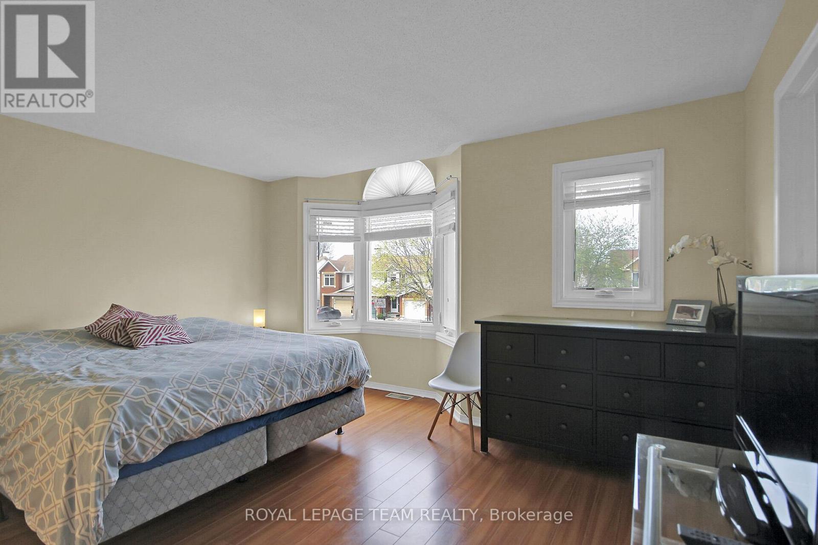102 Longshire Circle, Ottawa, Ontario  K2J 4K8 - Photo 27 - X12148310