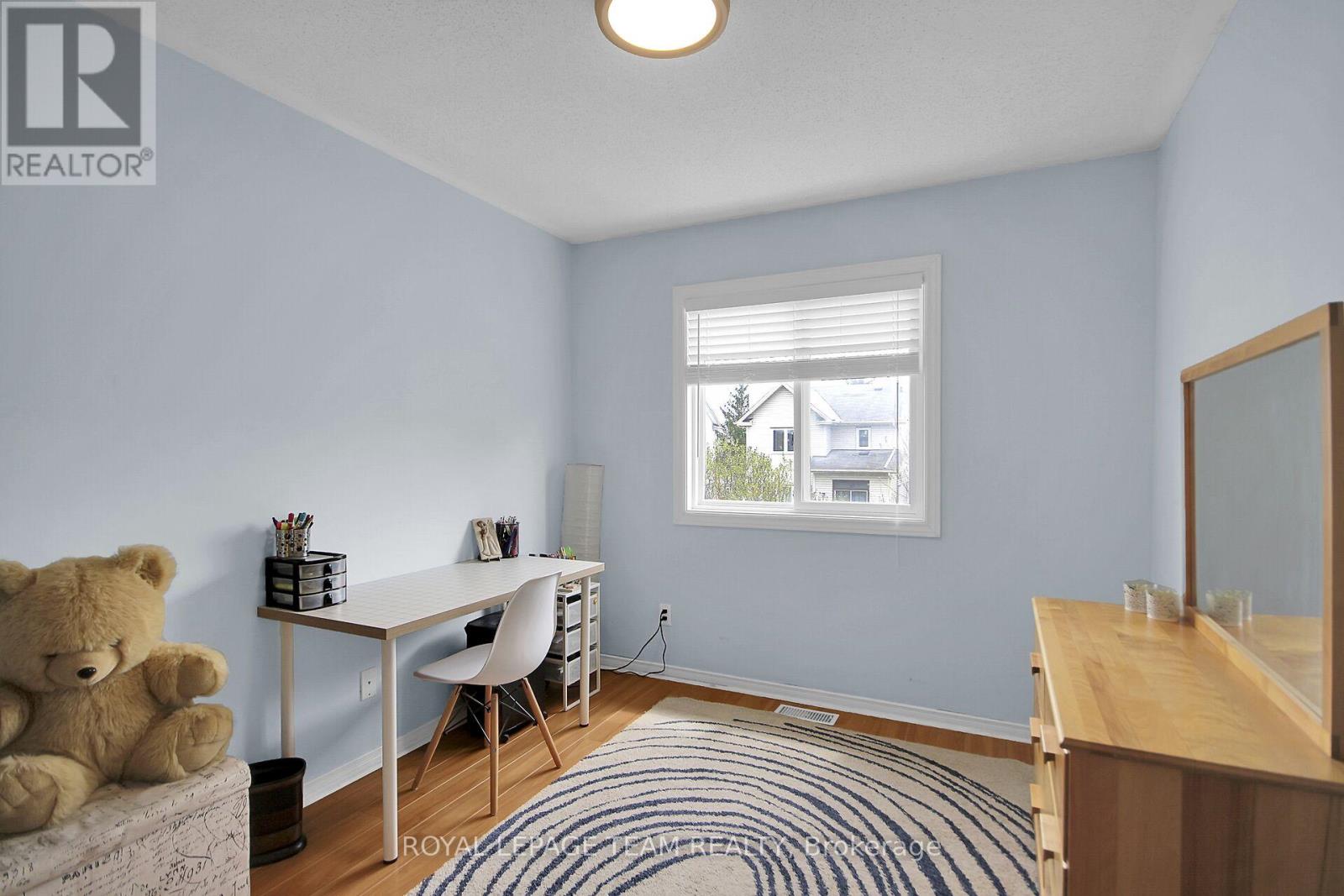 102 Longshire Circle, Ottawa, Ontario  K2J 4K8 - Photo 34 - X12148310