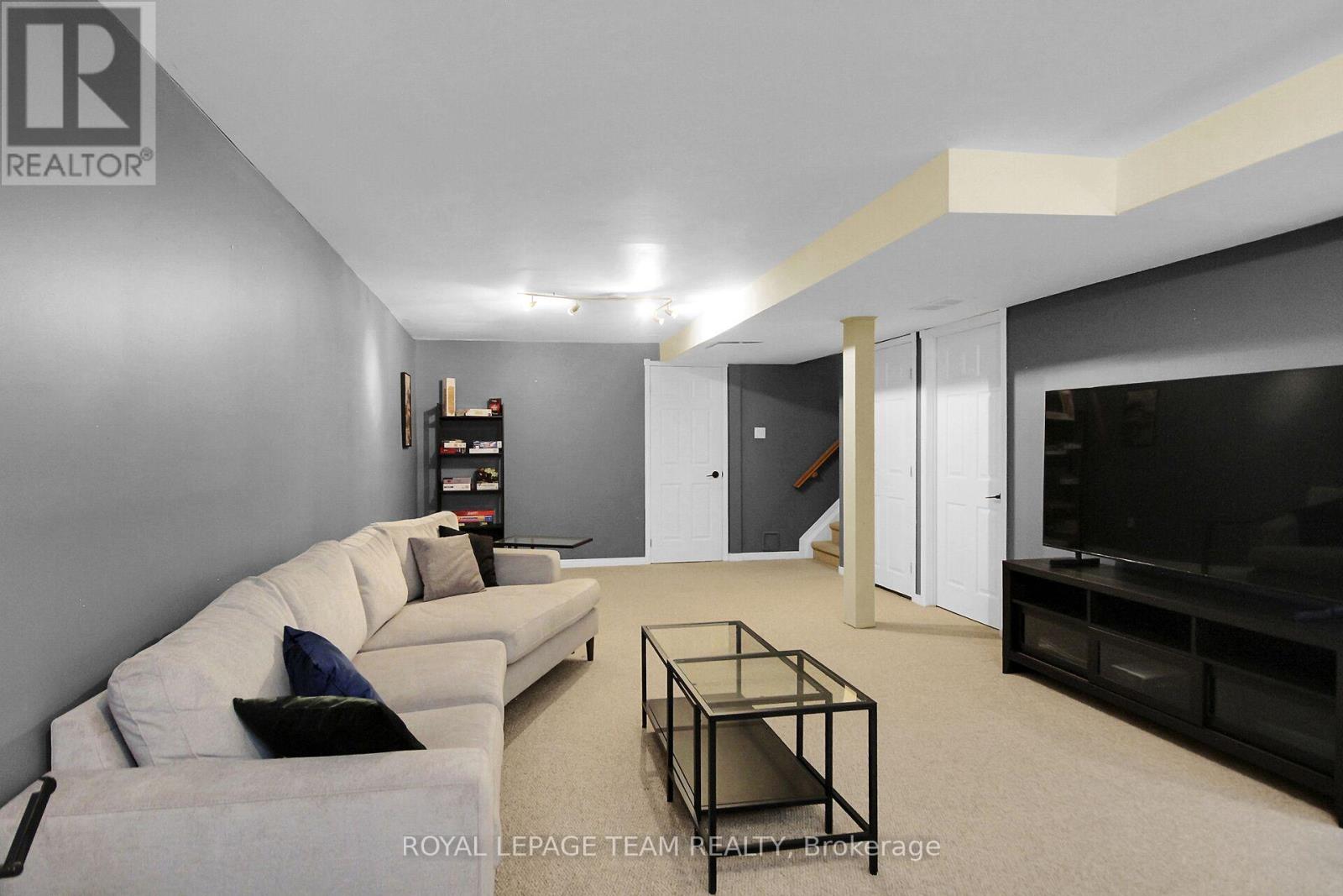 102 Longshire Circle, Ottawa, Ontario  K2J 4K8 - Photo 42 - X12148310