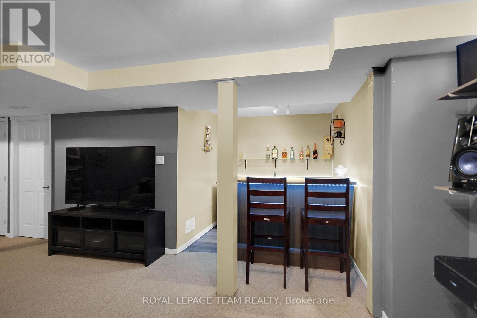 102 Longshire Circle, Ottawa, Ontario  K2J 4K8 - Photo 45 - X12148310