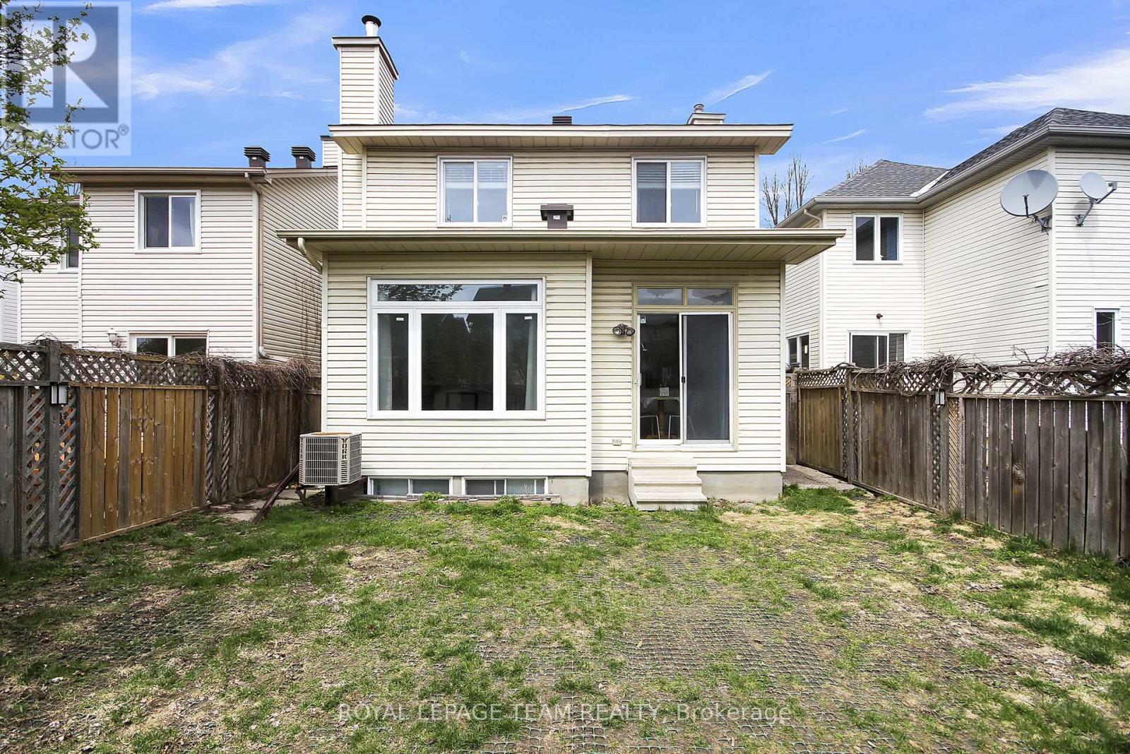 102 Longshire Circle, Ottawa, Ontario  K2J 4K8 - Photo 49 - X12148310