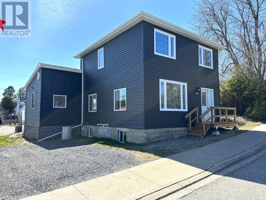 14 Riverview Street, Nipigon, Ontario