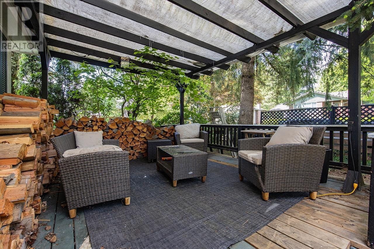 21670 119 Avenue, Maple Ridge, British Columbia  V2X 2Y3 - Photo 3 - R3002100