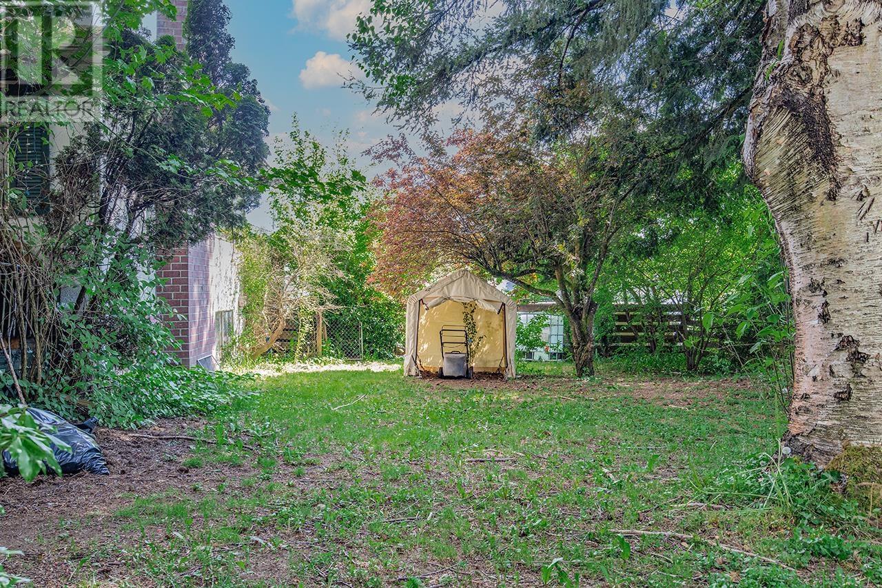 21670 119 Avenue, Maple Ridge, British Columbia  V2X 2Y3 - Photo 8 - R3002100