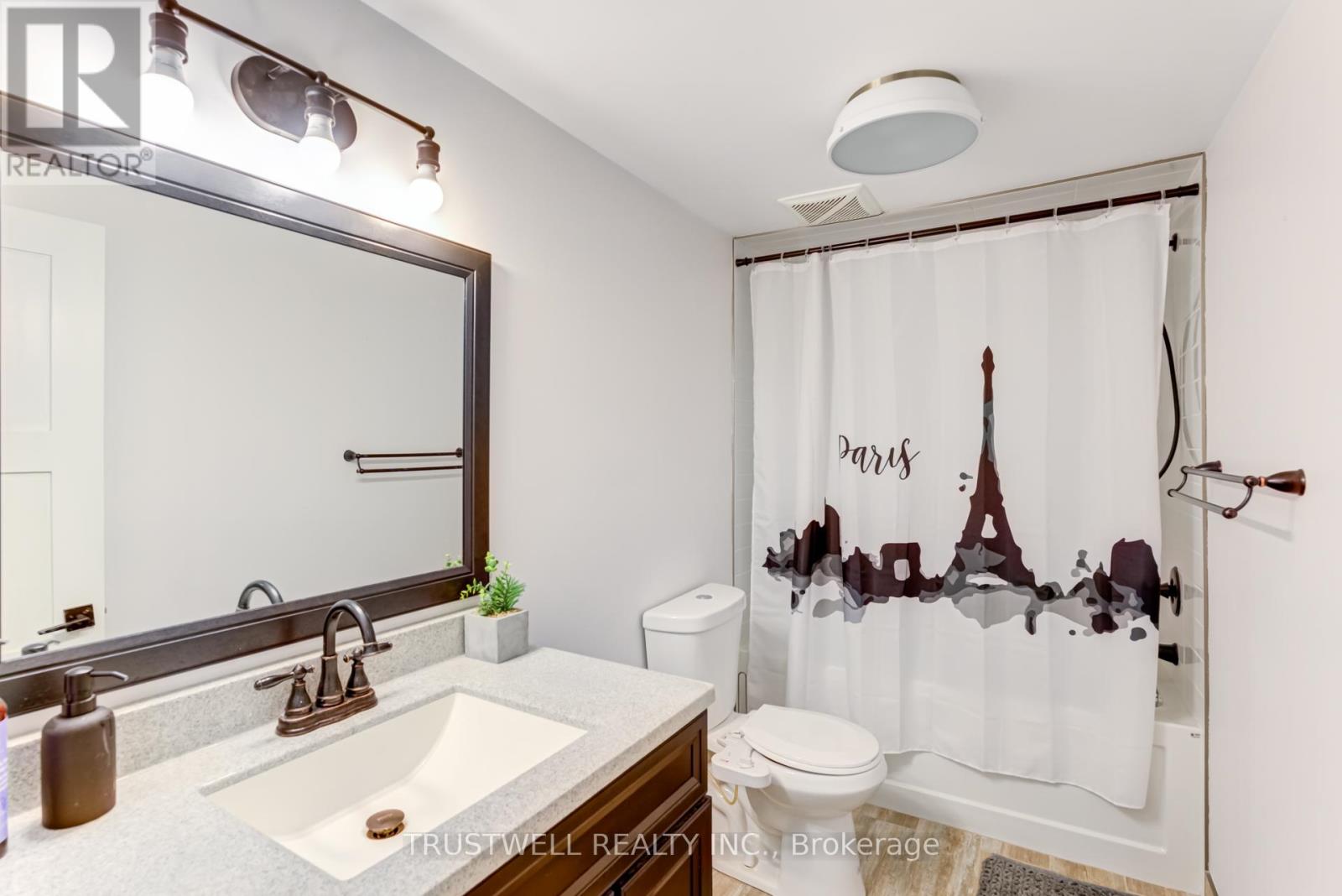101 Wincott Drive, Toronto, Ontario  M9R 2P5 - Photo 37 - W12147553