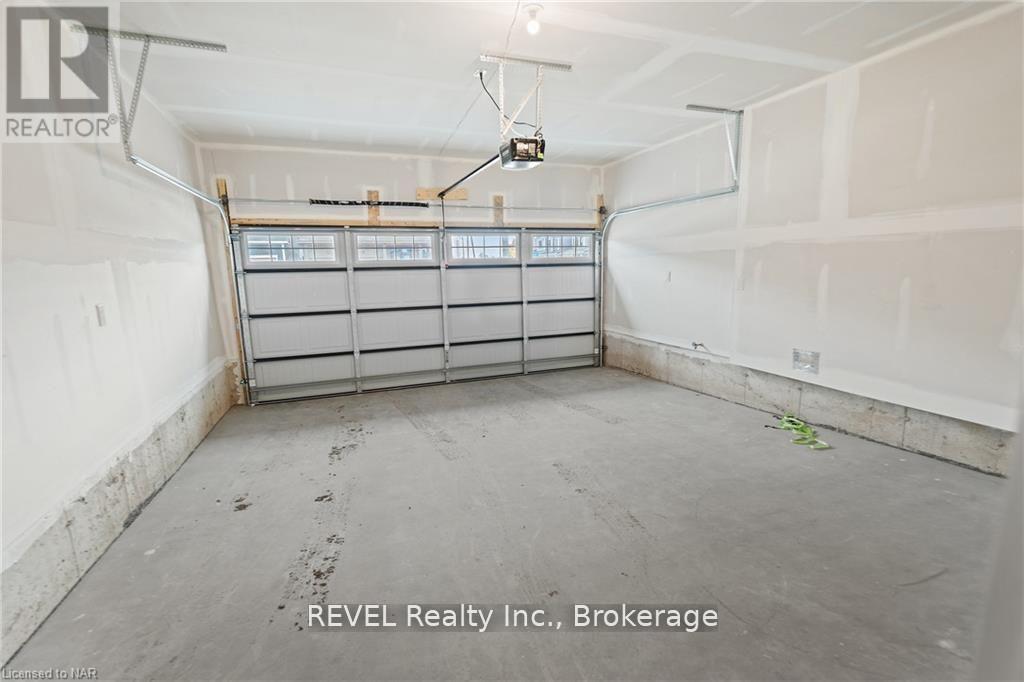 71 Sun Haven Lane, Thorold, Ontario  L2V 0K7 - Photo 34 - X12148385