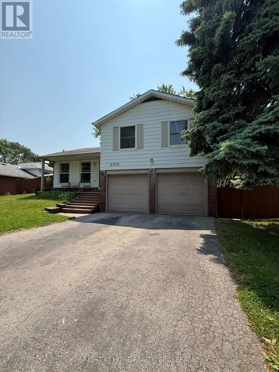 Property at 2518 FIFTH LINE LINE W image 2