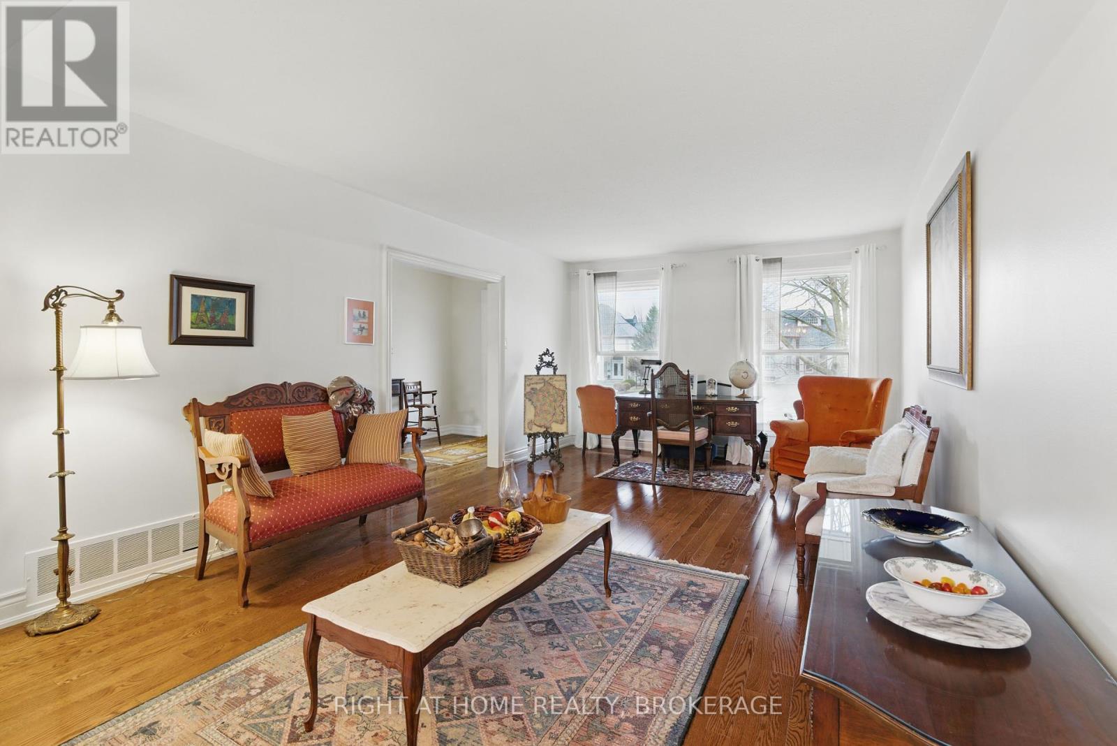 Property at 2518 FIFTH LINE LINE W image 4
