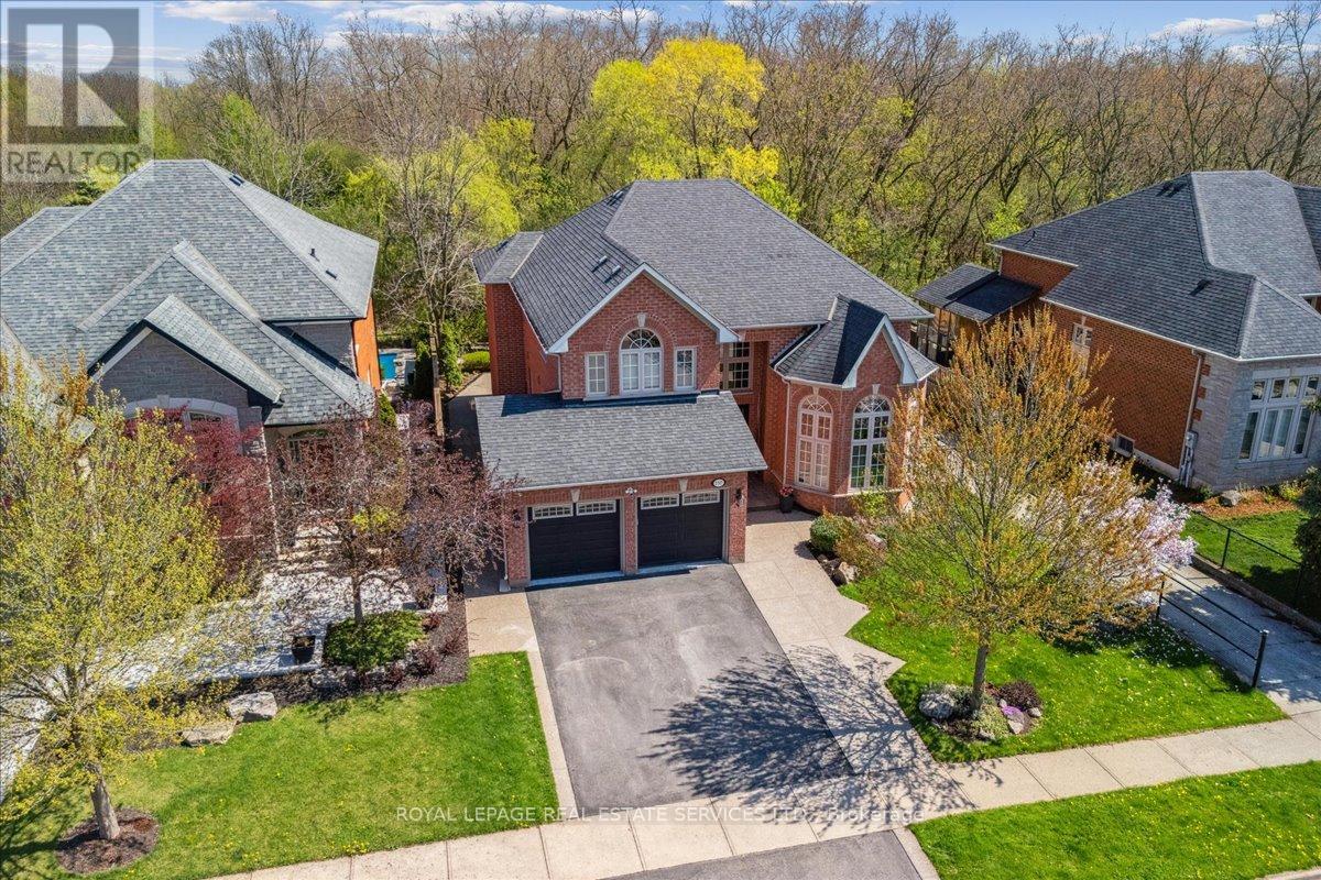 2317 Carpenters Circle, Oakville, Ontario  L6M 3C7 - Photo 2 - W12145090