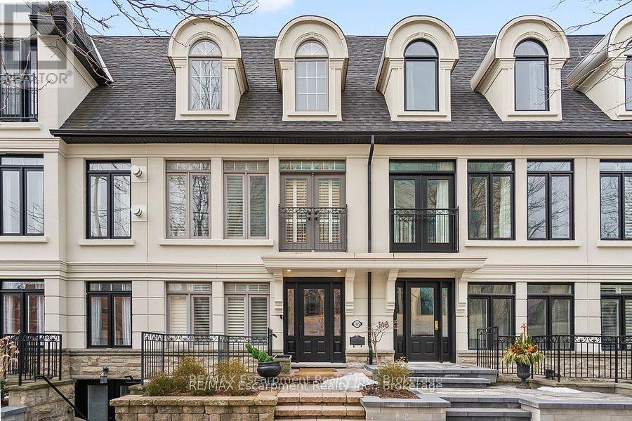 146 REYNOLDS STREET, Oakville, Ontario