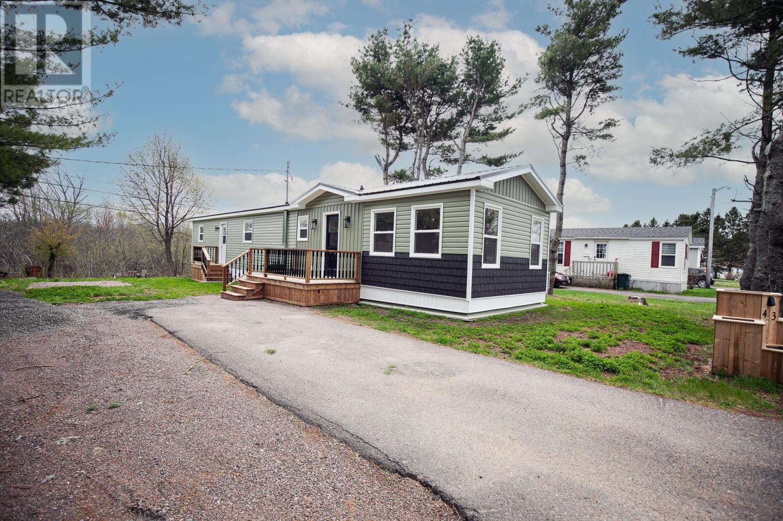 43 Lorne Crescent, Amherst, Nova Scotia