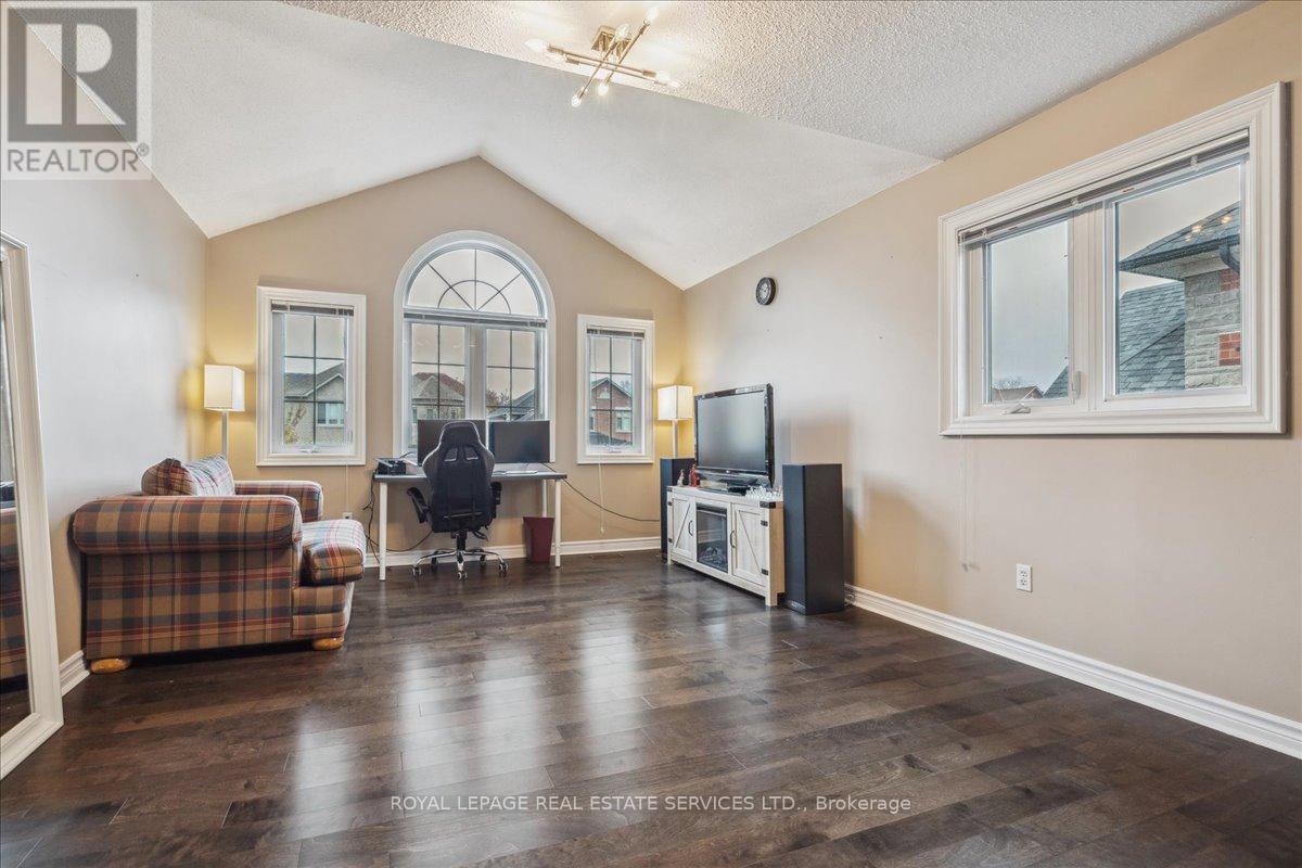 2317 Carpenters Circle, Oakville, Ontario  L6M 3C7 - Photo 29 - W12145090