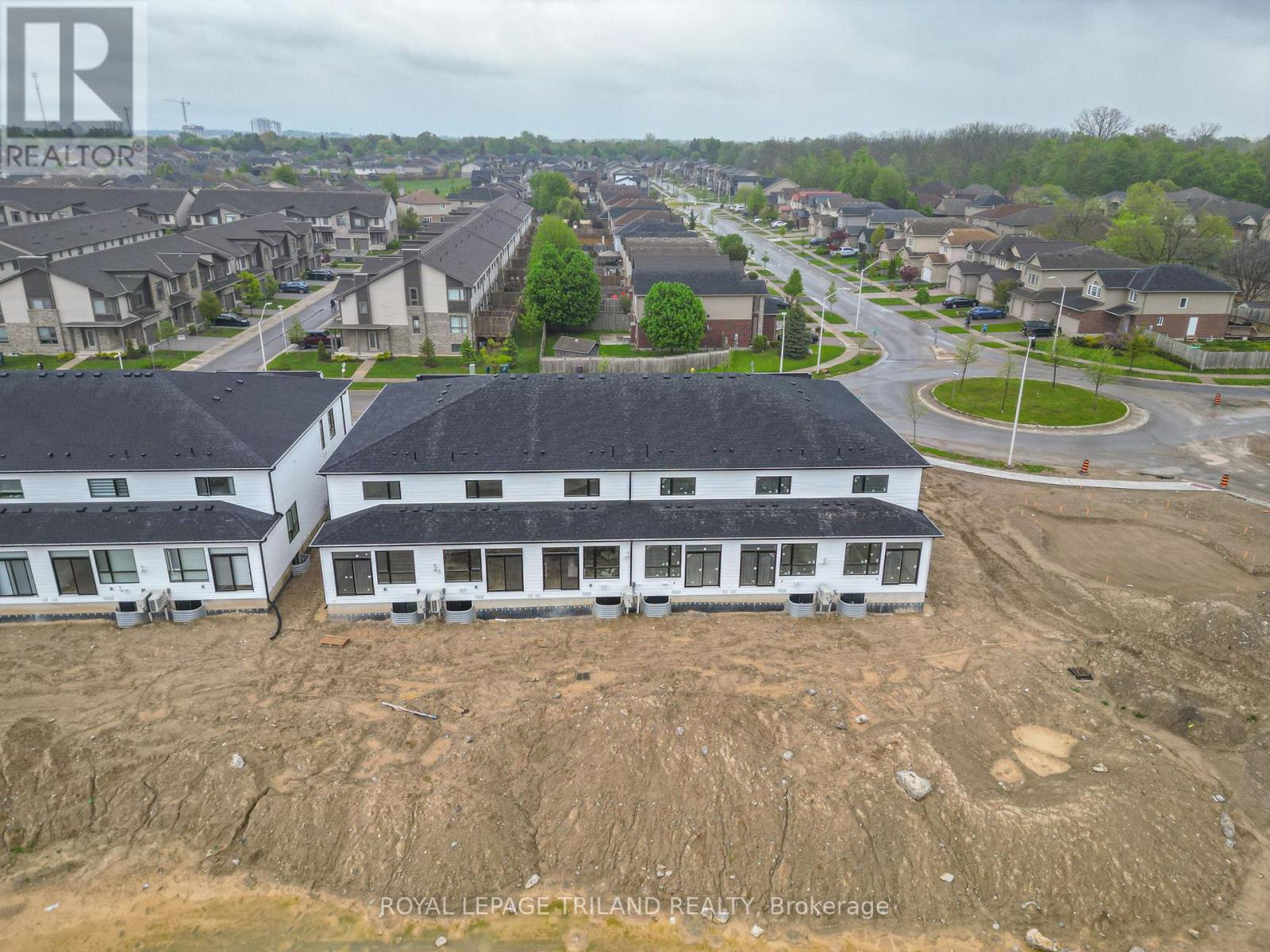 1841 Dalmagarry Road, London North, Ontario  N6G 0A6 - Photo 3 - X11960173