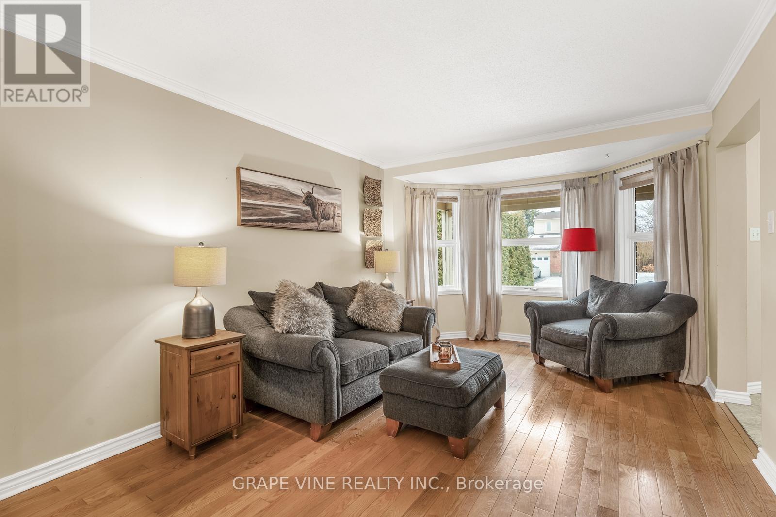 1651 Westport Crescent, Ottawa, Ontario  K1C 6C4 - Photo 14 - X12063842