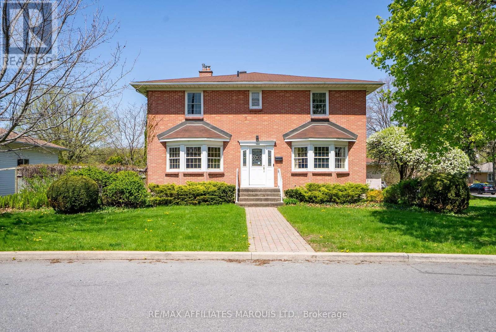 1403 JANE STREET, Cornwall, Ontario