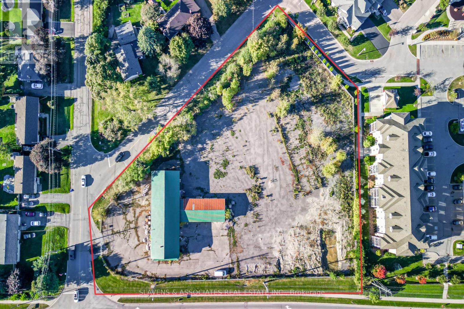 1 FERGUSON AVENUE, Whitby, Ontario