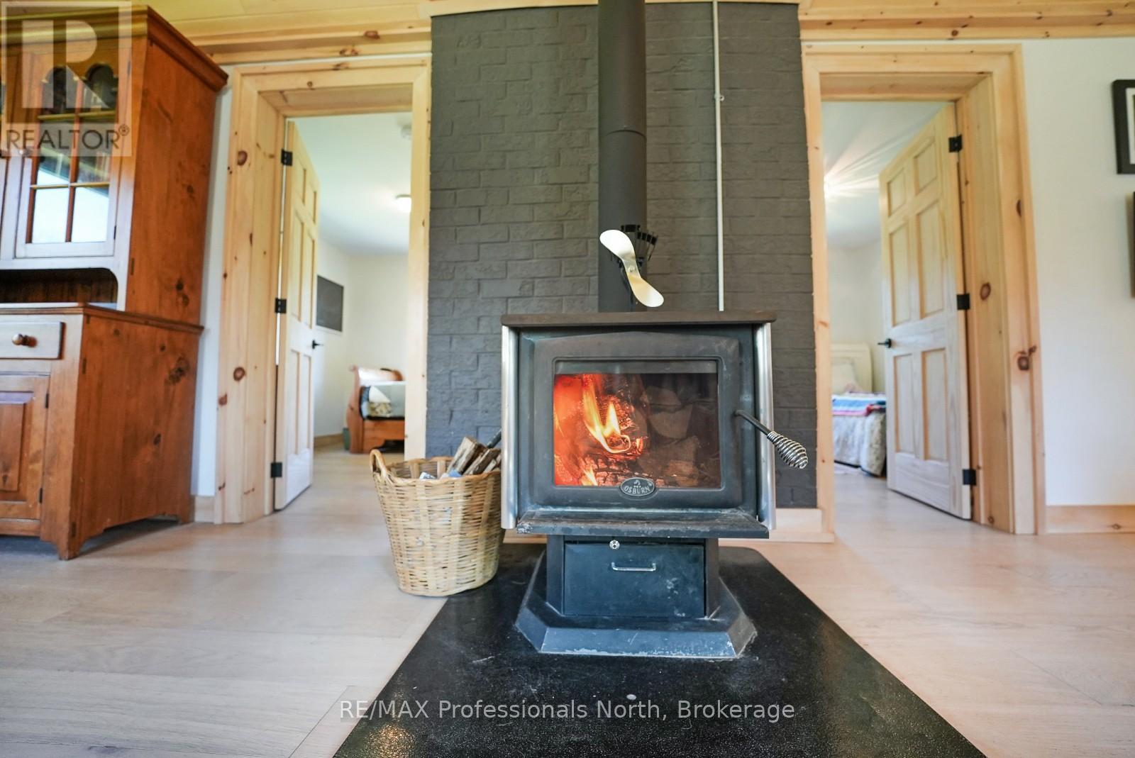 4770 County Road 121, Minden Hills, Ontario  K0M 2A1 - Photo 23 - X12148335