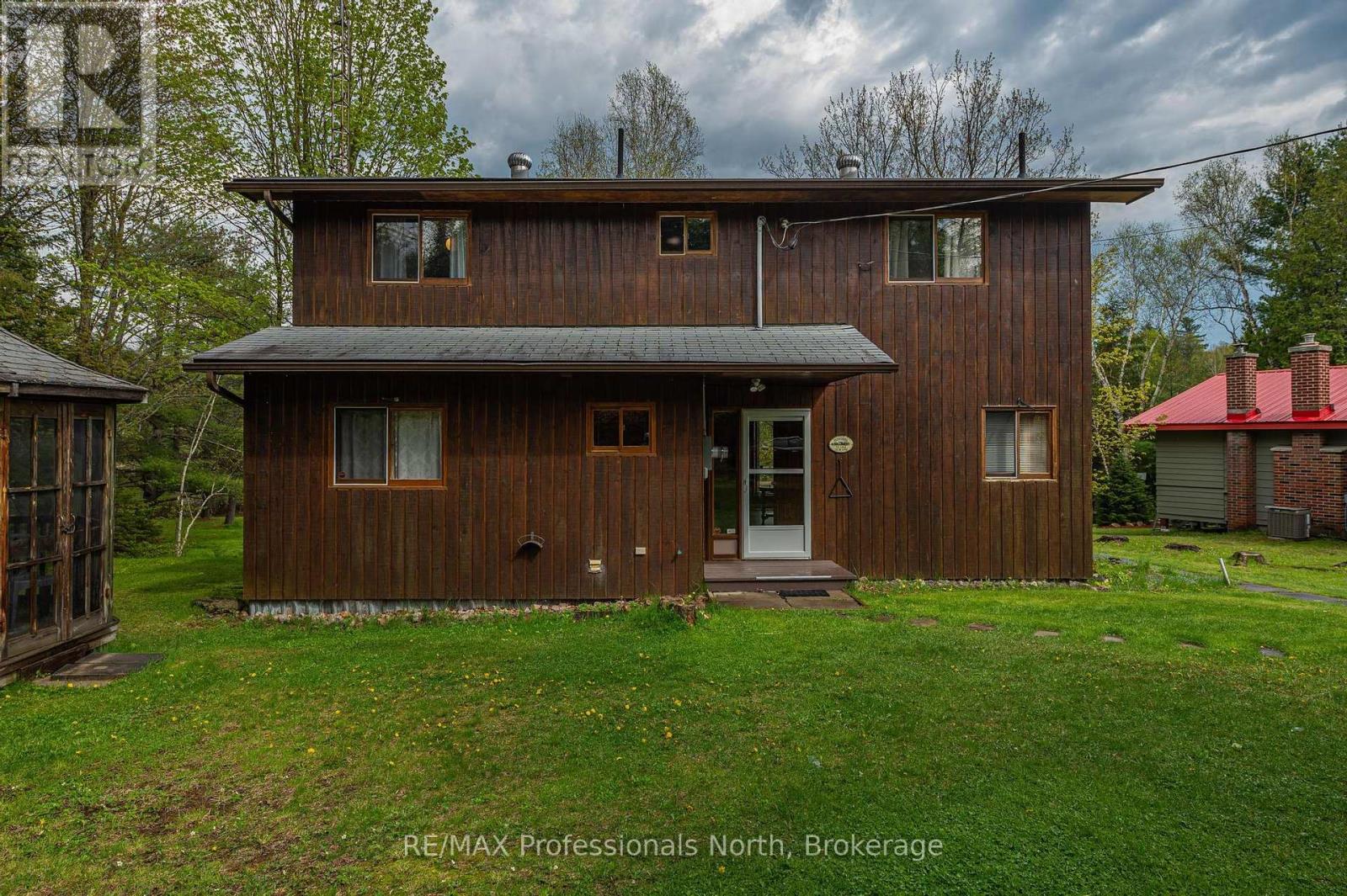 1070 Glamorgan Road, Highlands East, Ontario  K0M 1K0 - Photo 8 - X12148369