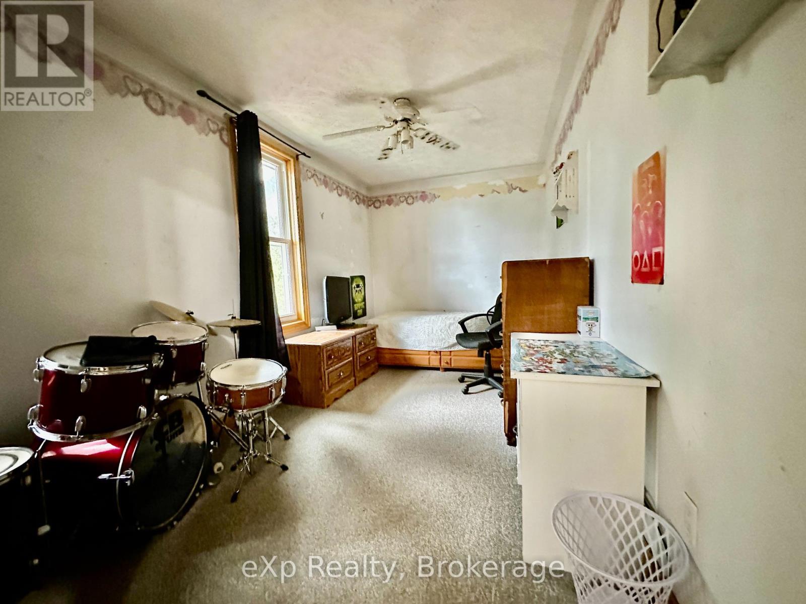 279 1st Ave Avenue S, Arran-Elderslie, Ontario  N0G 1L0 - Photo 14 - X12148373