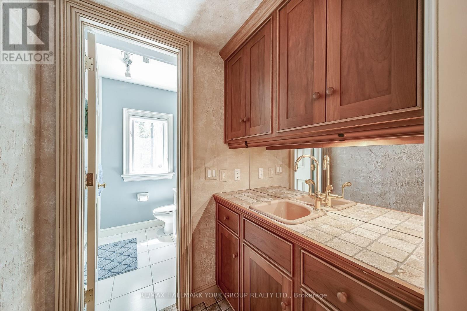 553 St John's Side Road, Aurora, Ontario  L4G 0N1 - Photo 30 - N12148167