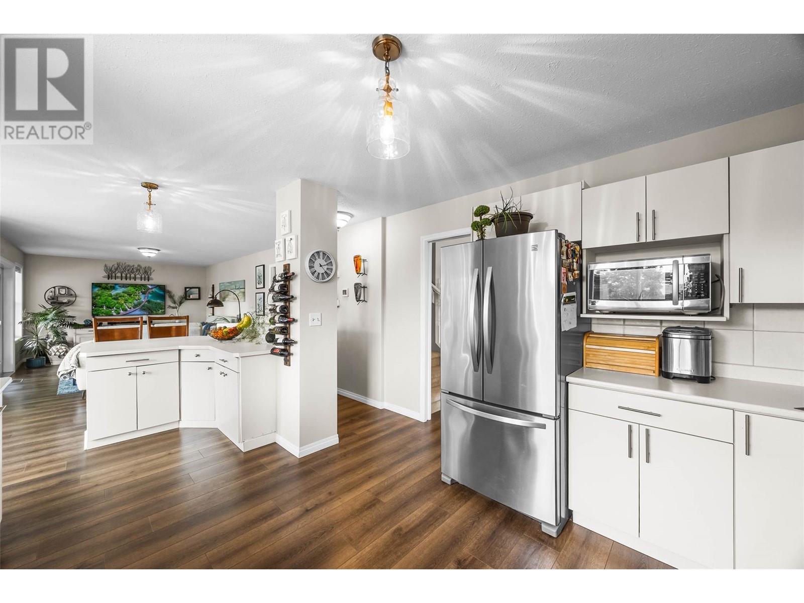 Property at 943 Bebek Road image 4