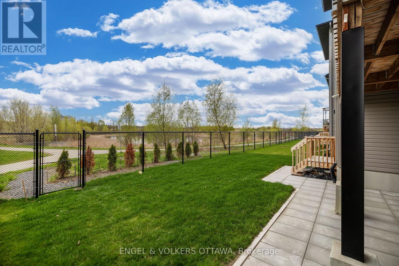 399 Longworth Avenue, Ottawa, Ontario  K1T 0T9 - Photo 43 - X12058113