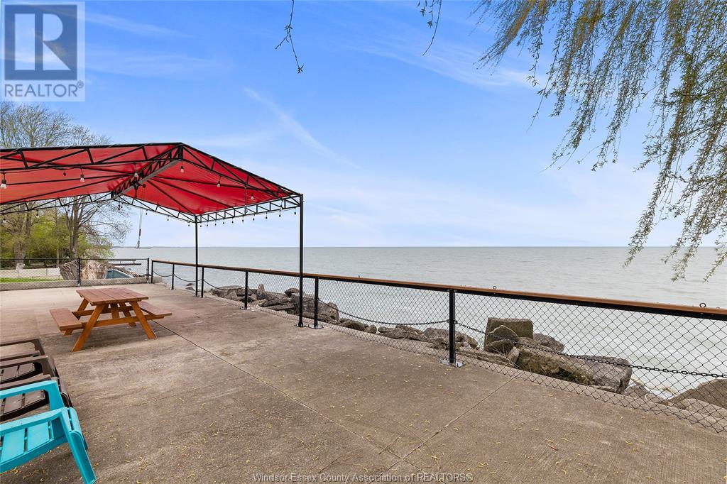 156 Lakeshore, Leamington, Ontario  N0P 2P0 - Photo 28 - 25012144