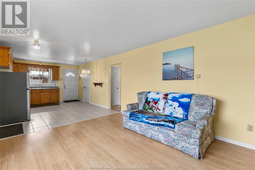 156 Lakeshore, Leamington, Ontario  N0P 2P0 - Photo 10 - 25012144