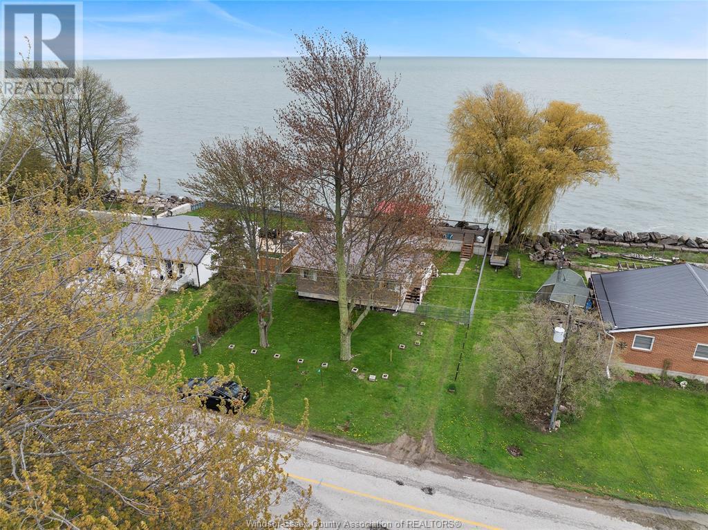 Property at 156 LAKESHORE image 4