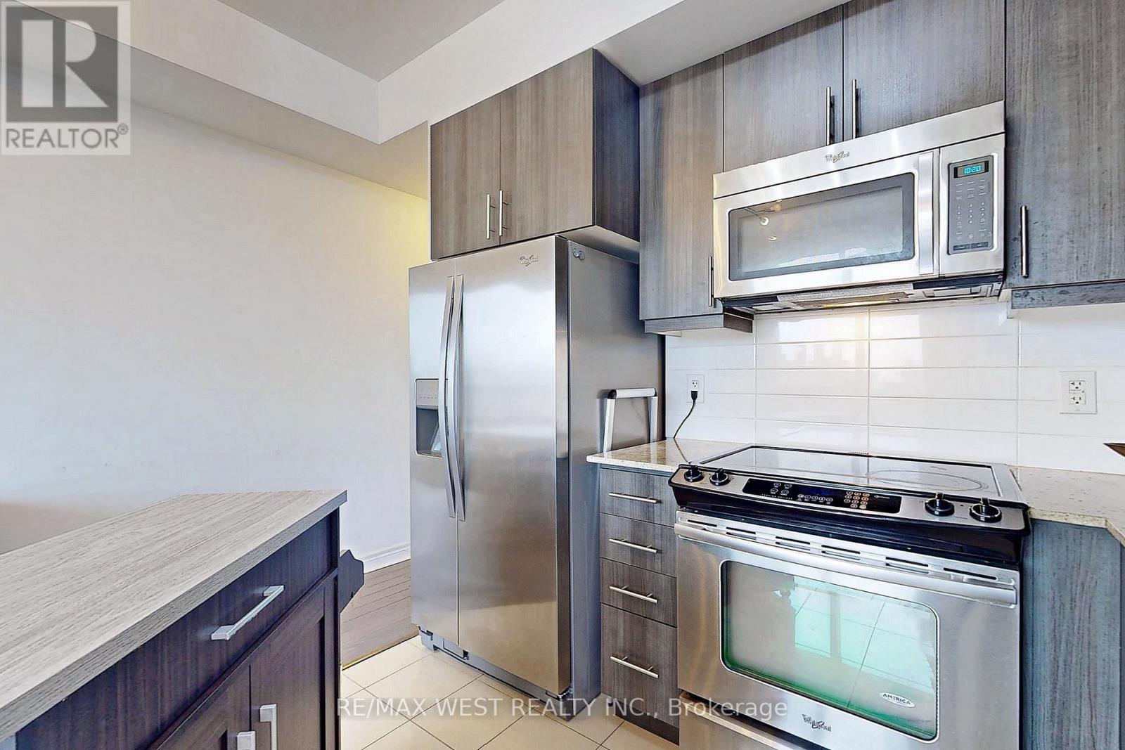 808 - 2756 Old Leslie Street, Toronto, Ontario  M2K 0E2 - Photo 10 - C12148231