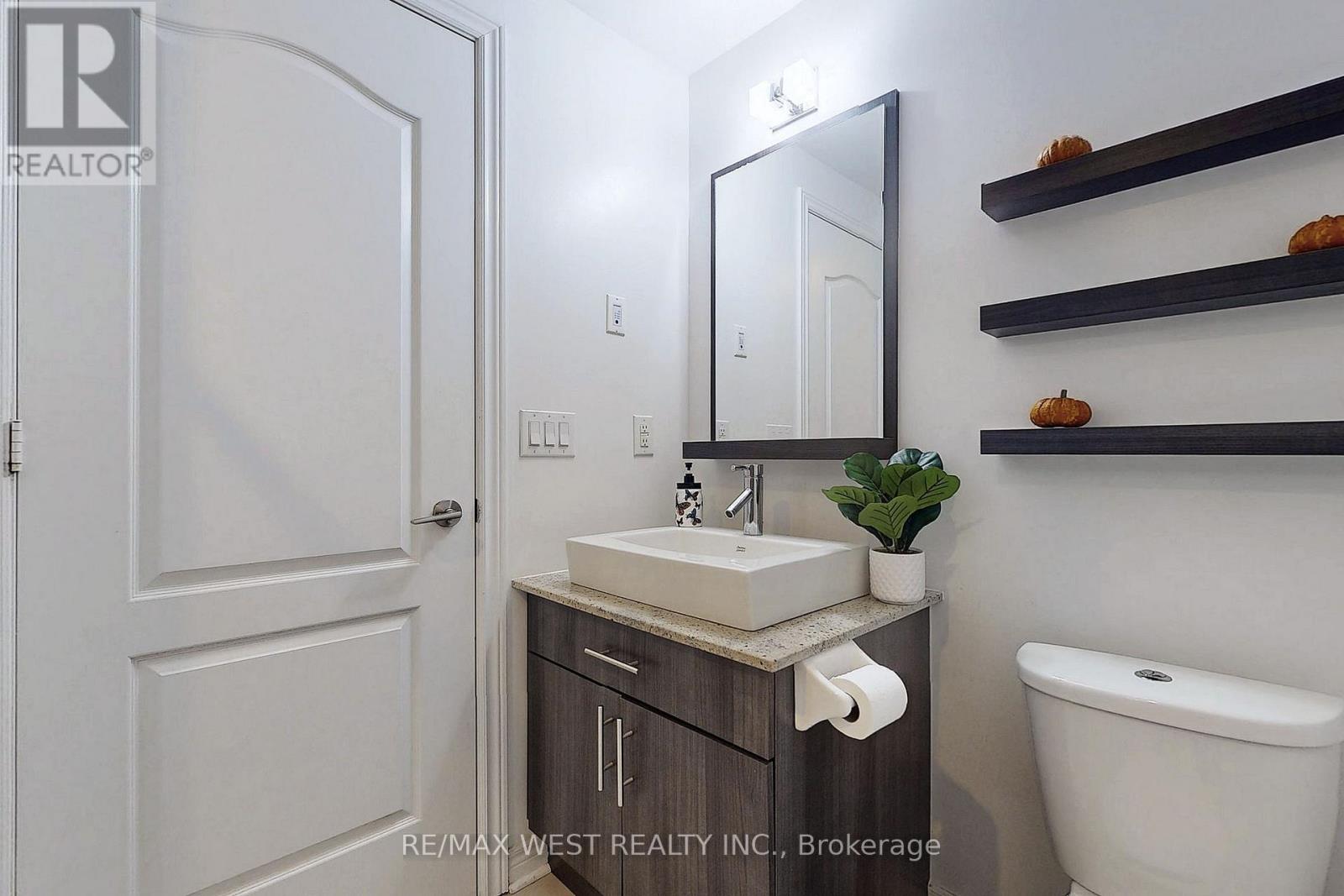 808 - 2756 Old Leslie Street, Toronto, Ontario  M2K 0E2 - Photo 17 - C12148231