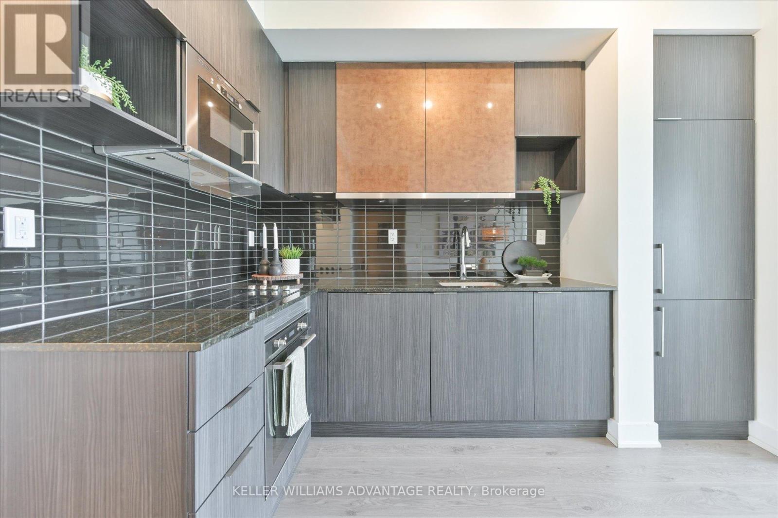 506 - 99 The Donway W, Toronto, Ontario  M3C 0N8 - Photo 2 - C12148305