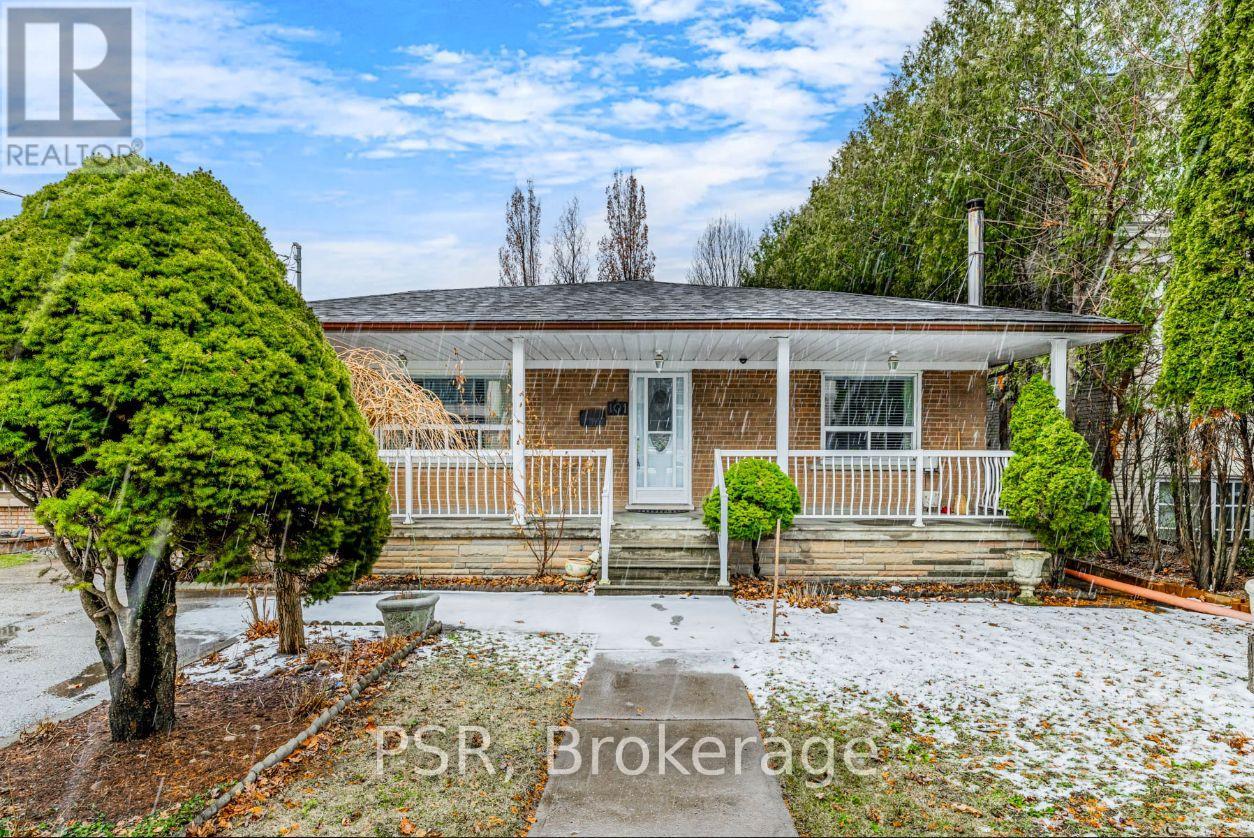 101 Hillmount Avenue, Toronto, Ontario  M6B 1X5 - Photo 25 - C12148351