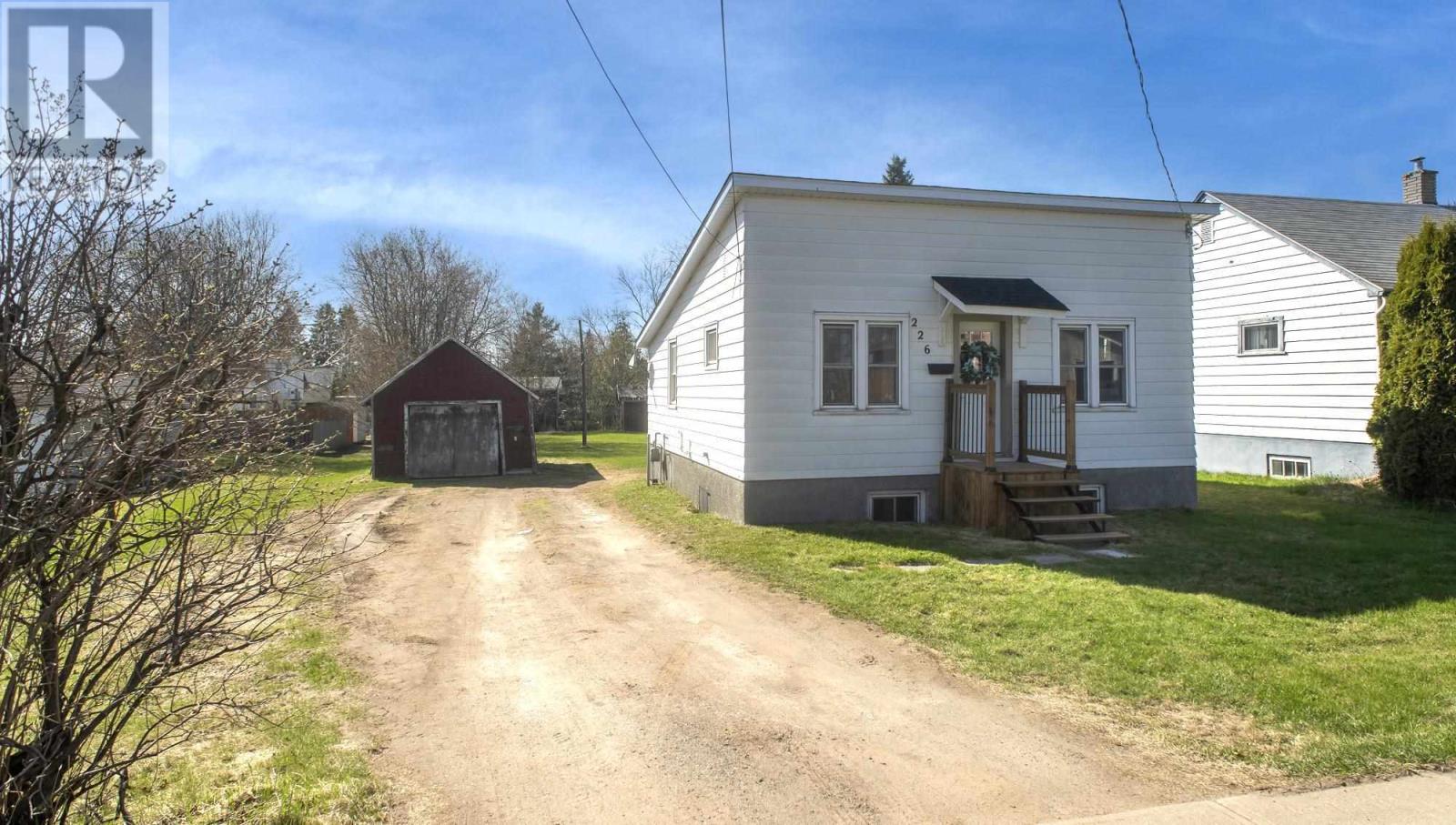 Property at 226 High ST image 4