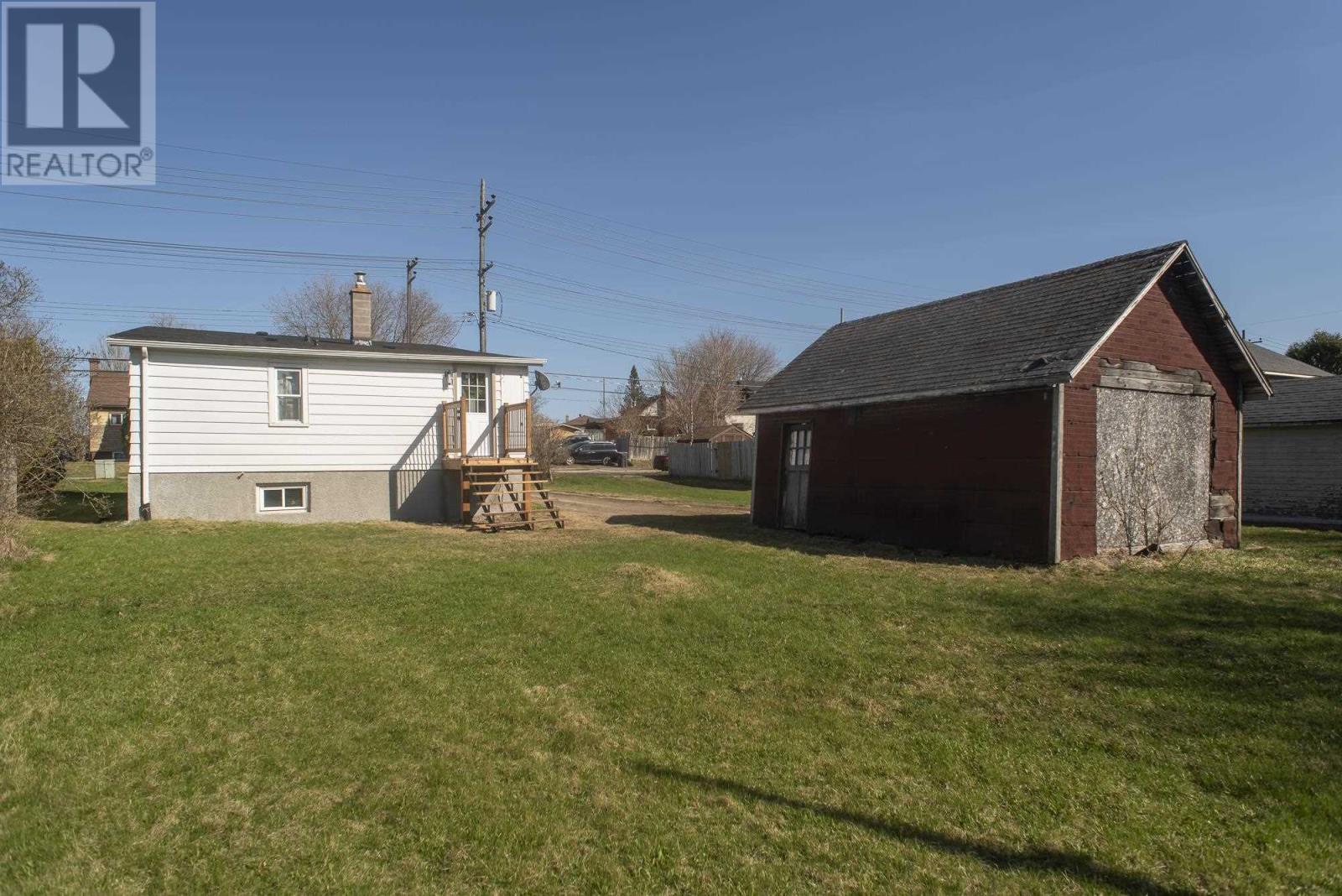 226 High St, Thunder Bay, Ontario  P7A 5R8 - Photo 47 - TB251173