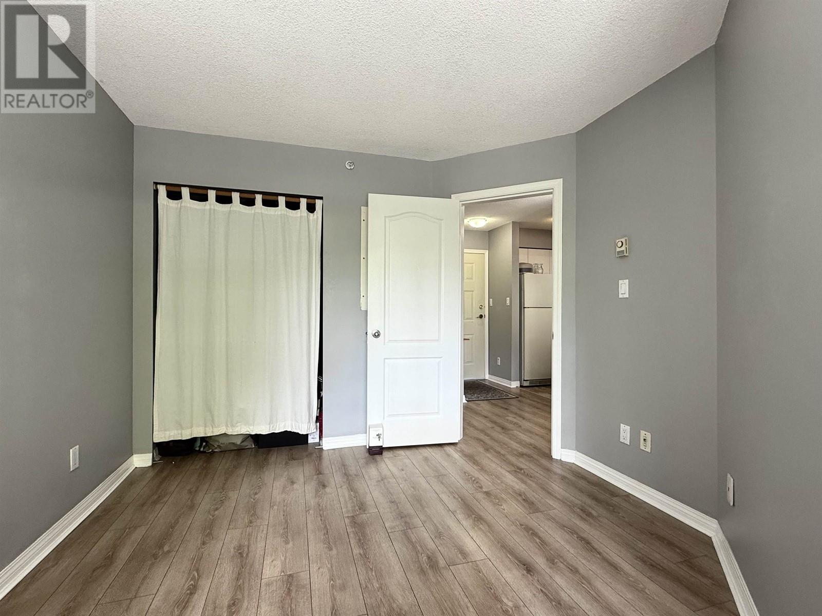 201 3455 Ascot Place, Vancouver, British Columbia  V5R 6B7 - Photo 13 - R3002809