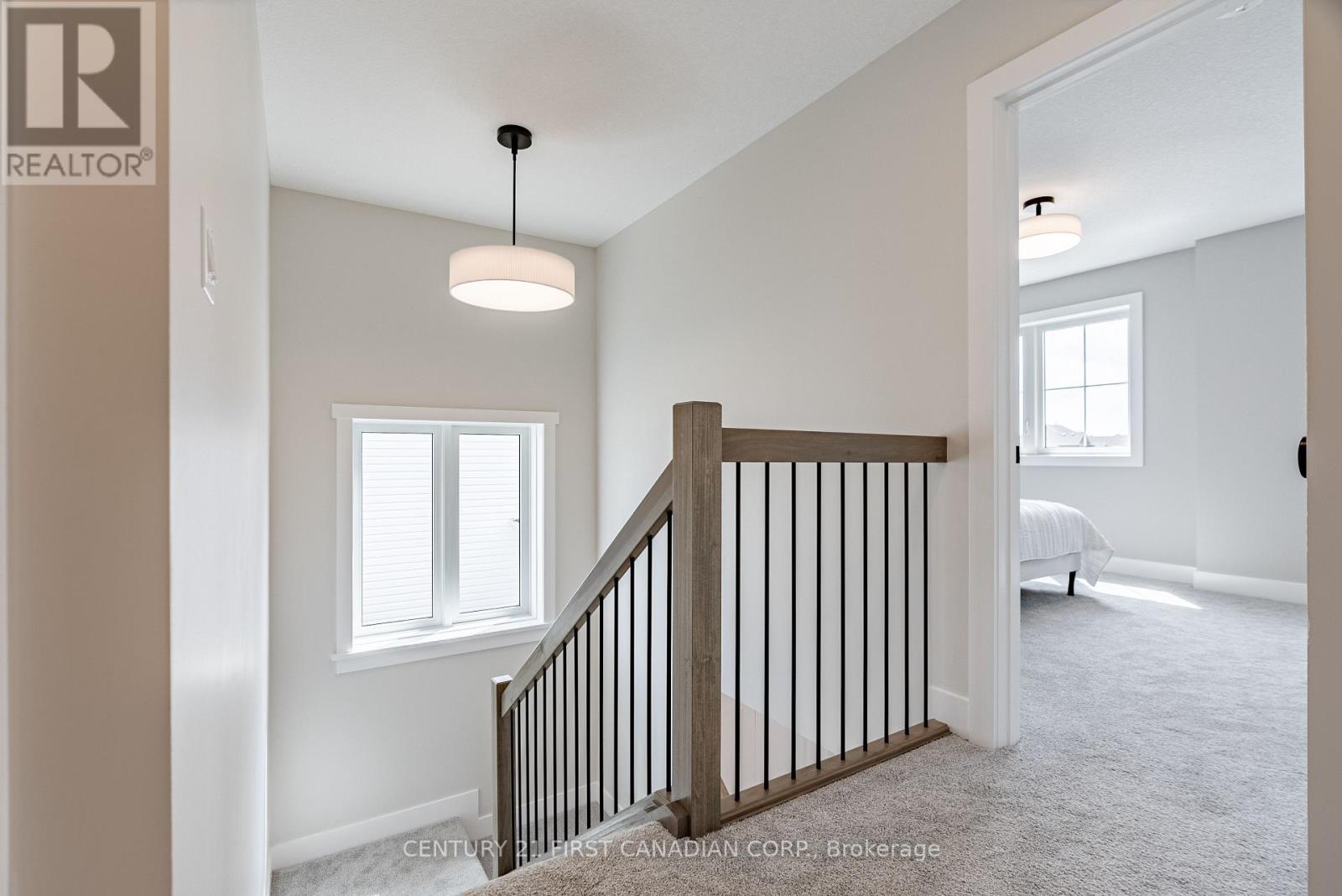 38 Postma Crescent, North Middlesex, Ontario  N0M 1A0 - Photo 24 - X12041389