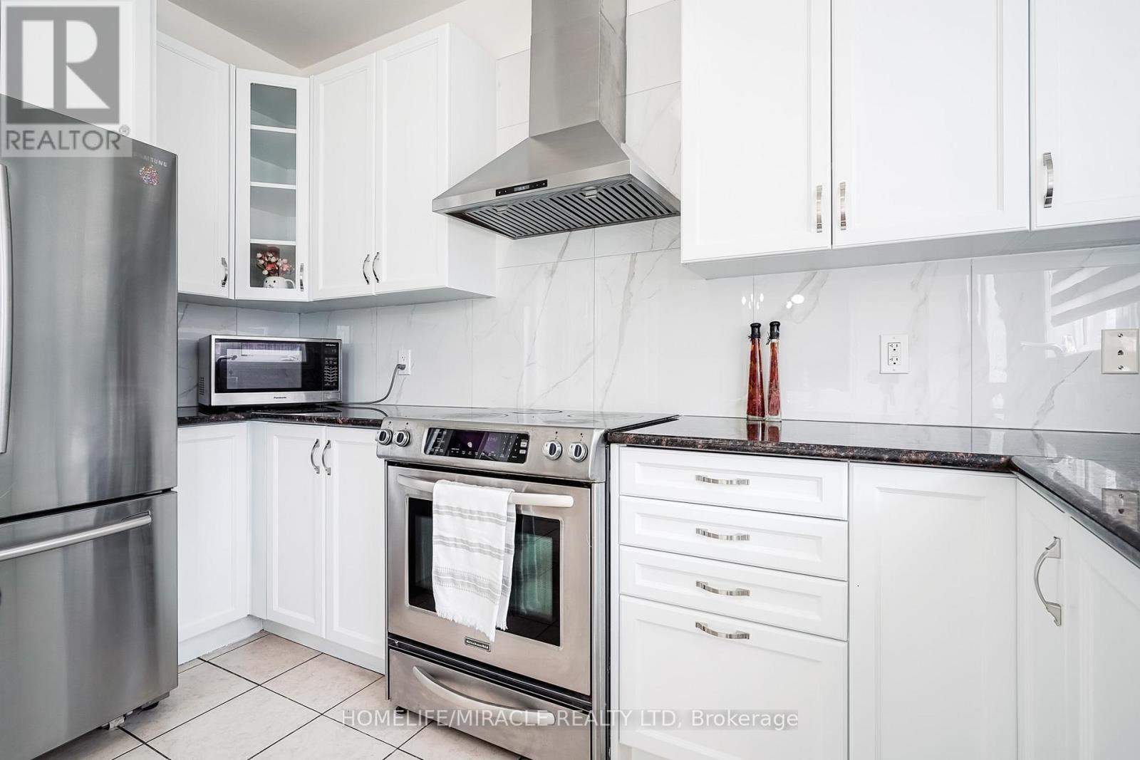19 Wardlaw Place, Vaughan (Vellore Village), Ontario  L4H 0Z5 - Photo 14 - N12148247